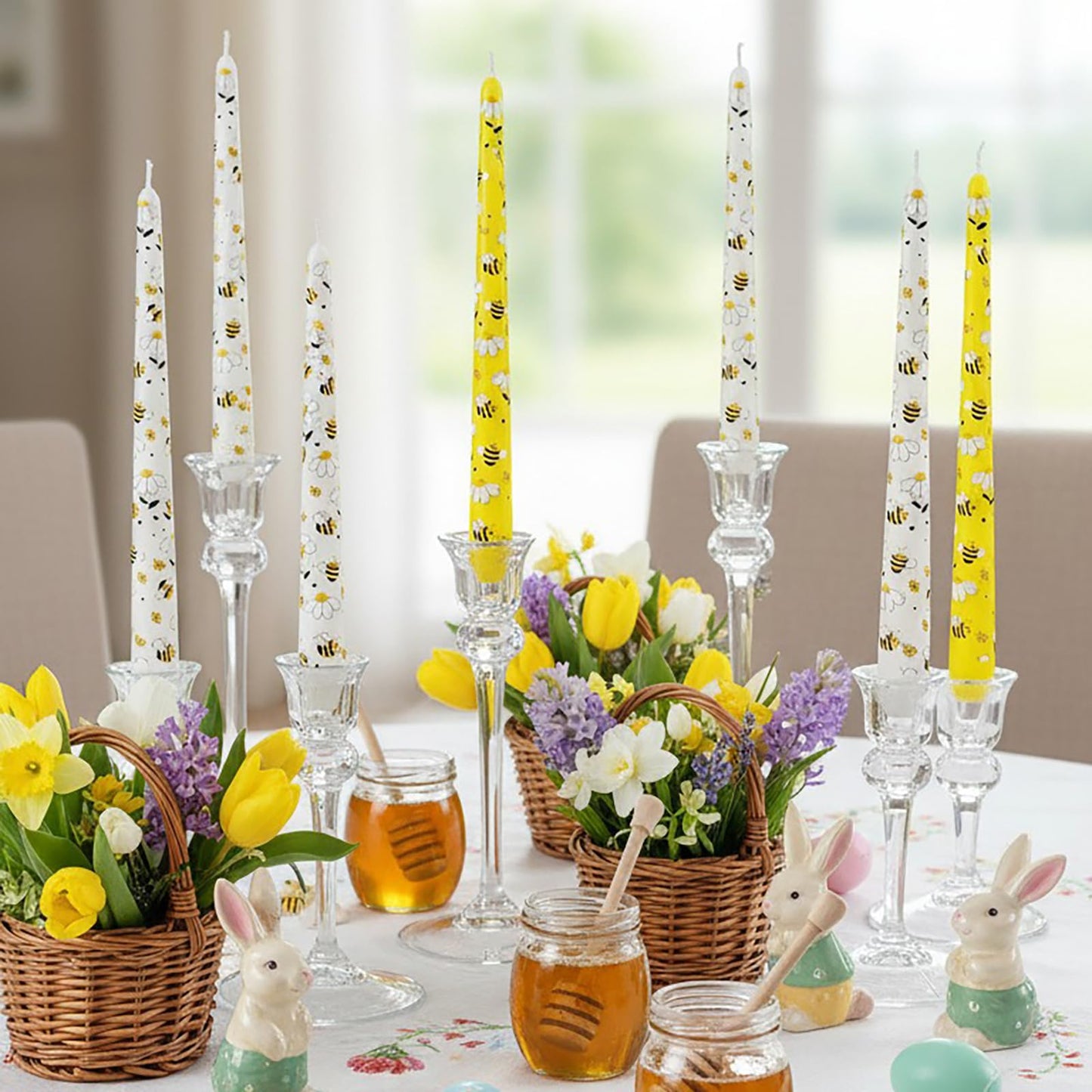 W&LESVAGO 10 Inch Yellow Bee Print Taper Candles, 4 Pack Dripless Long Candlesticks, Unscented Tapered Dinner Candles for World Bee Day, Wedding, Party, Home Table Decor(BY1)