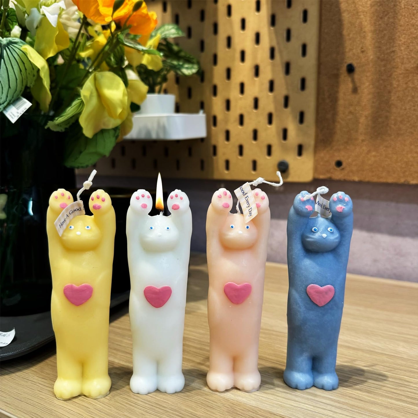 4 Pack Cute Cat Candle Set, Aroma Soy Wax Decorative Candle, Handcrafted Natural Scented Aesthetic Candle Set for Table Photo Prop Birthday Gift, Prefect for Meditation Stress Relief Mood Boosting