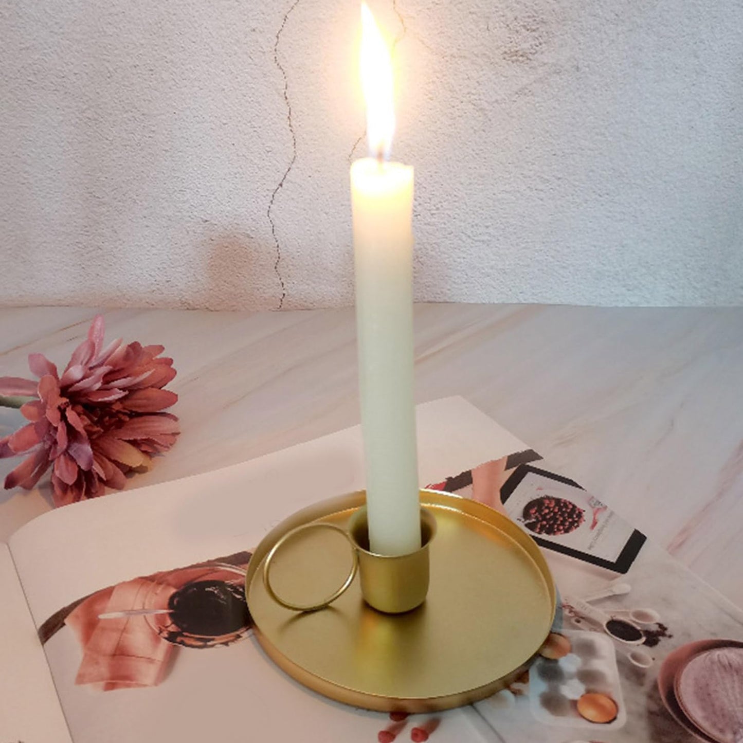 Iron Holder with Handle Elegant Metal Taper Candlestick for Wedding Christmas Table Centerpieces Stand Holder with Handle