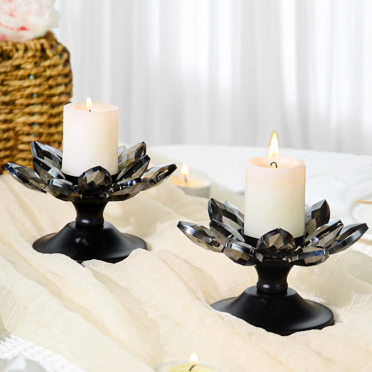 1 PC Black Crystal Flower Tea Light Holder, Glass Tealight Candlestick with Metal Base, Votive Candle for Table Centerpiece, Wedding/Parties Decor, Nice Gift