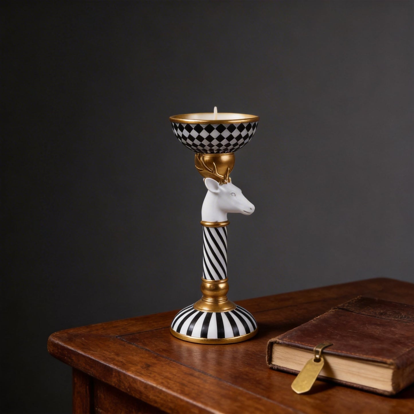 Checkered Animal Candle Holders, Resin Black White Checkered Tiger Head Candlestick Holders, Cute Black-and-White Pillar Candle Stand Home Decorations (Deer)