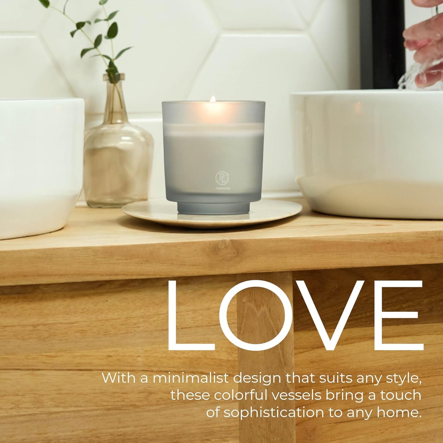 PartyLite Cozy Amber & Wool Scented Candle Refill, Notes of Whipped Vanilla & Soft Suede with Cozy Musk, 10oz 1-Wick Aromatherapy Candle, Upto 40 Hours of Luxury Fragrance, Sustainable Premium Soy Wax