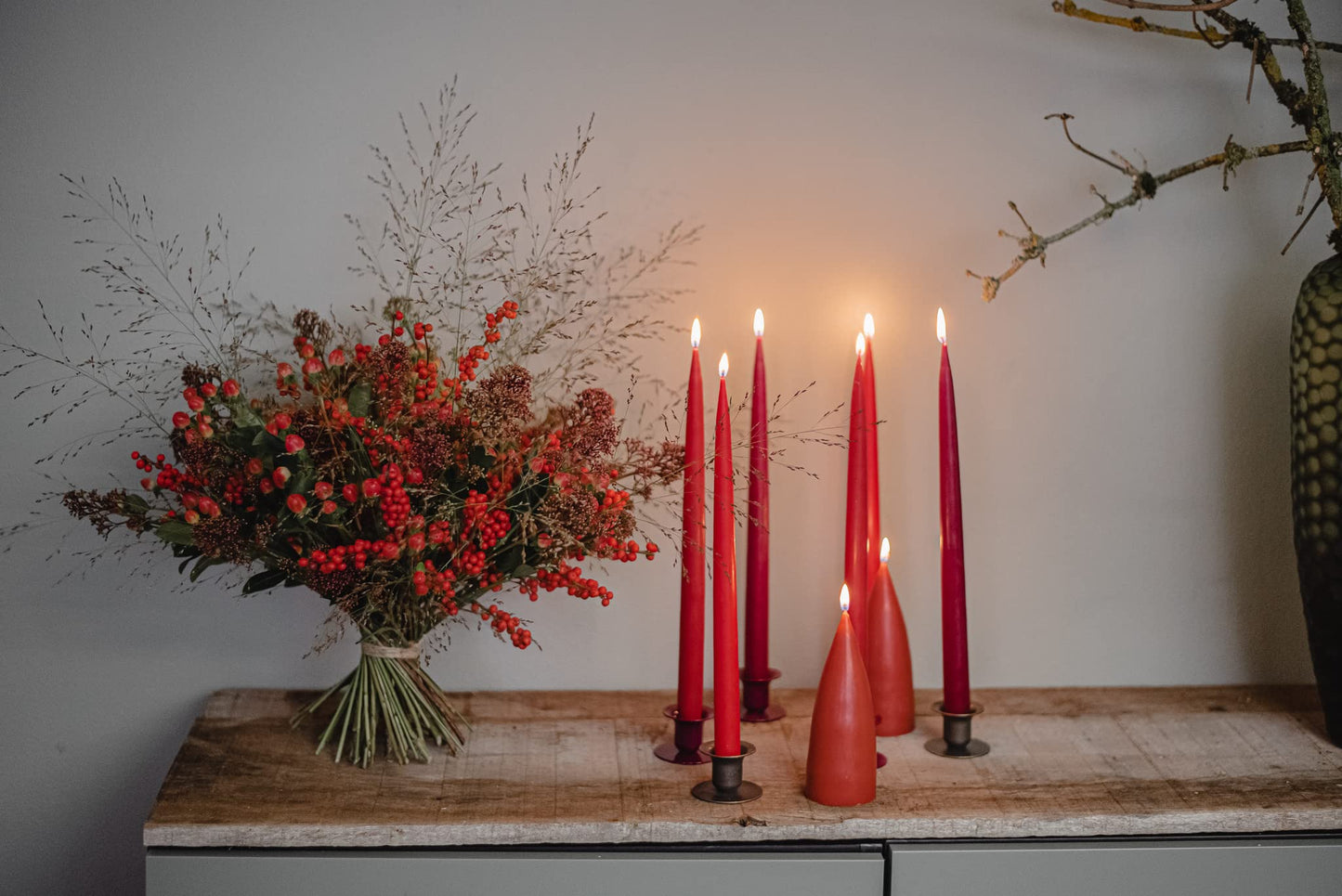 Kunstindustrien® Taper Candles, Set of 4, 13.8" – Made in Denmark, Long Burning Candles 15h, Unscented & Smokeless Candlesticks – Elegant Tall Candles for Weddings Dinners & Home Decor (Christmas Red)