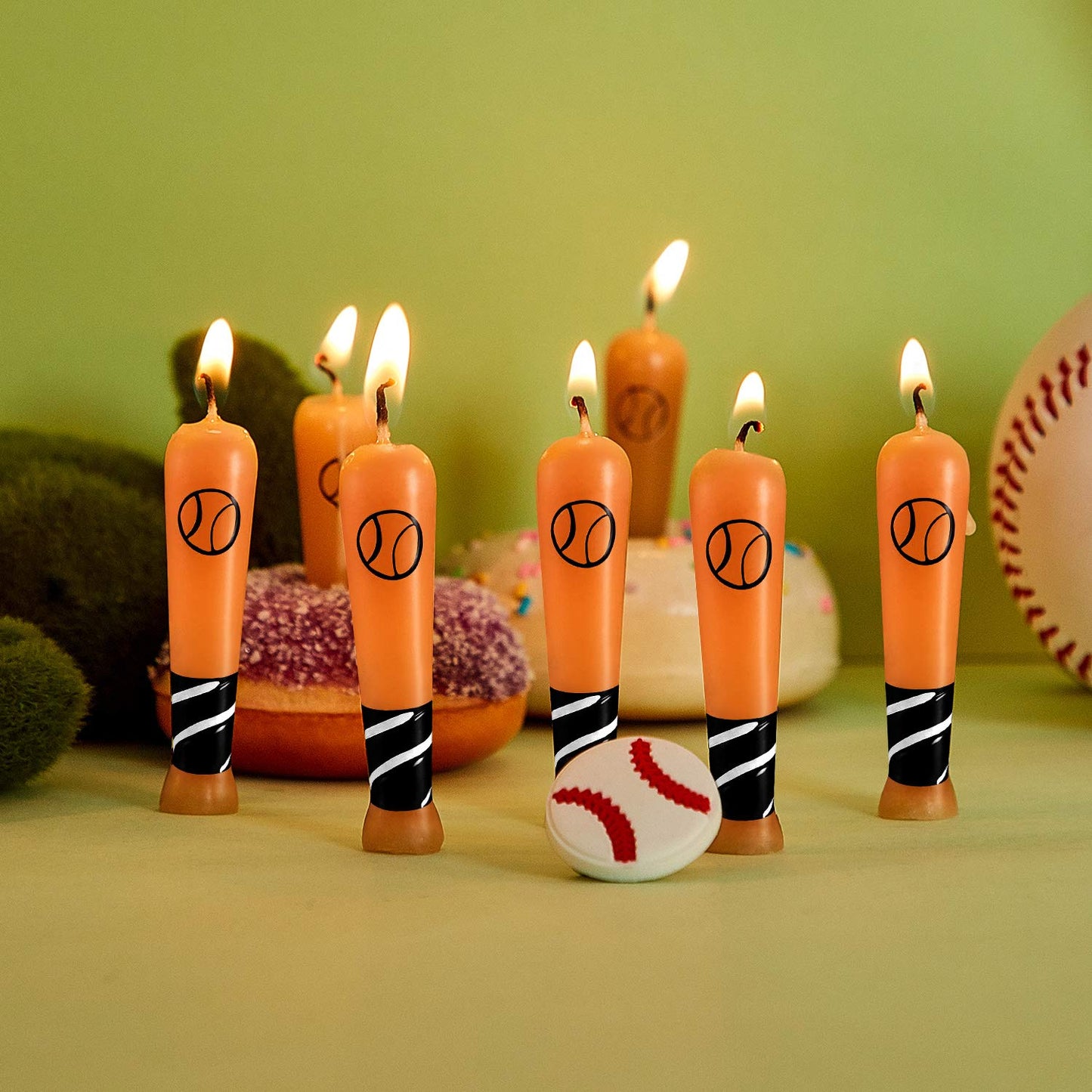 18 Pieces Baseball Bat Candle Baseball Sports Birthday Candle Baseball Cake Cupcake Candle for Birthday Baby Shower Baseball Fans Wedding Party Supply