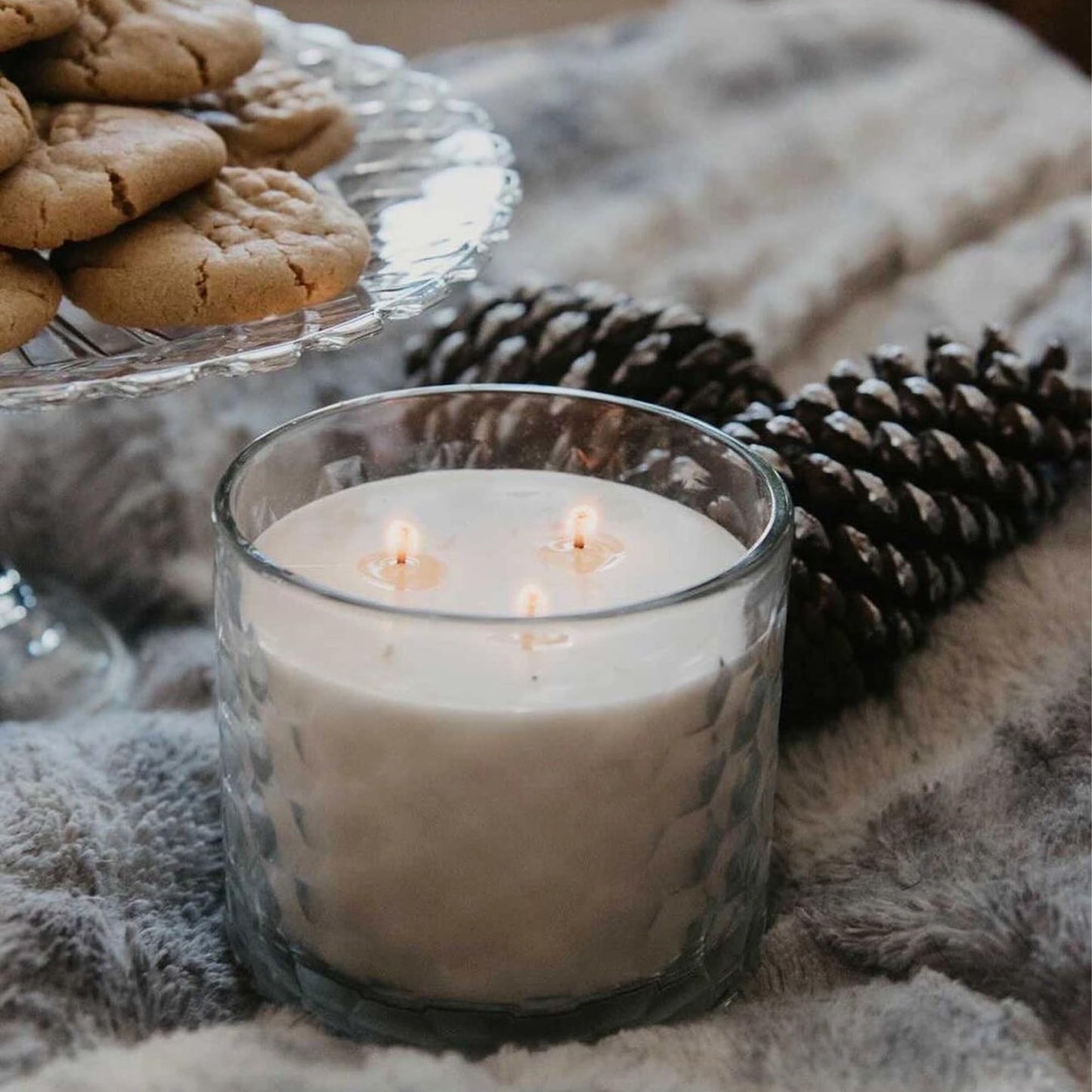 Root Candles Holiday Scented Candles Honeycomb Glass Premium 3-Wick Handcrafted Beeswax Blend Candle, 12-Ounce, Peppermint Bark