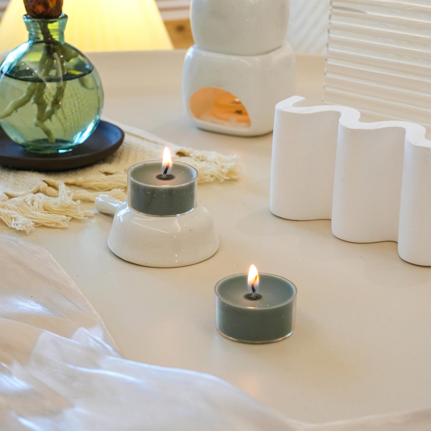 MUUFAZA 12 Unscented Natural Soy Tealight Candles in Clear Cups, 5H Long Clean Burning, Hand-Poured Green Mini Tea Candle Set for Parties, Spa, Meditation, Gift, Holiday, Emergency, Home Decor