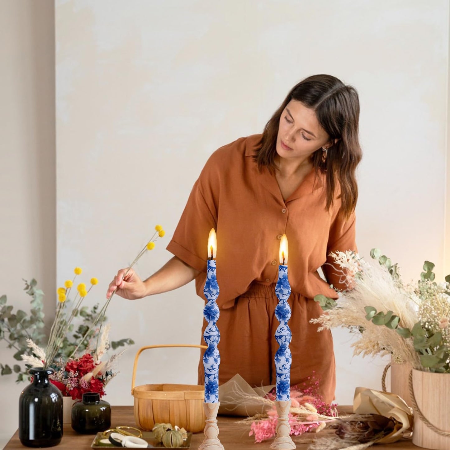NJAO HOO Floral Taper Candles 10 in Spiral Candlesticks Hand Printed Blue and White Candlestick Twisted Taper Candle for Home Garden Decor, 2Pcs