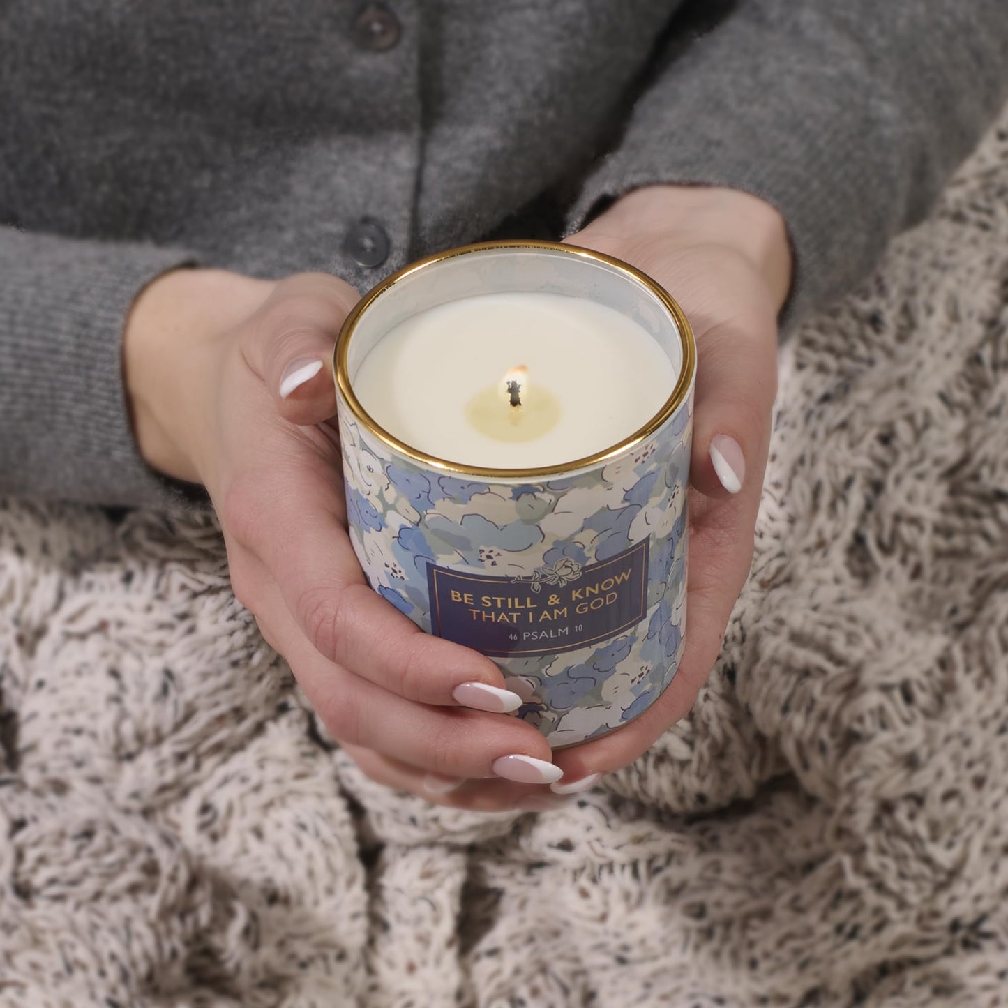 Christian Art Gifts Be Still & Know Bible Scented Candle: Soy Wax, Pure Essential Oils, Seaside Breeze Scent, Bible Verse, Floral Design Glass Jar, Encouragement Gift for Women, 40 Hours Burn Time