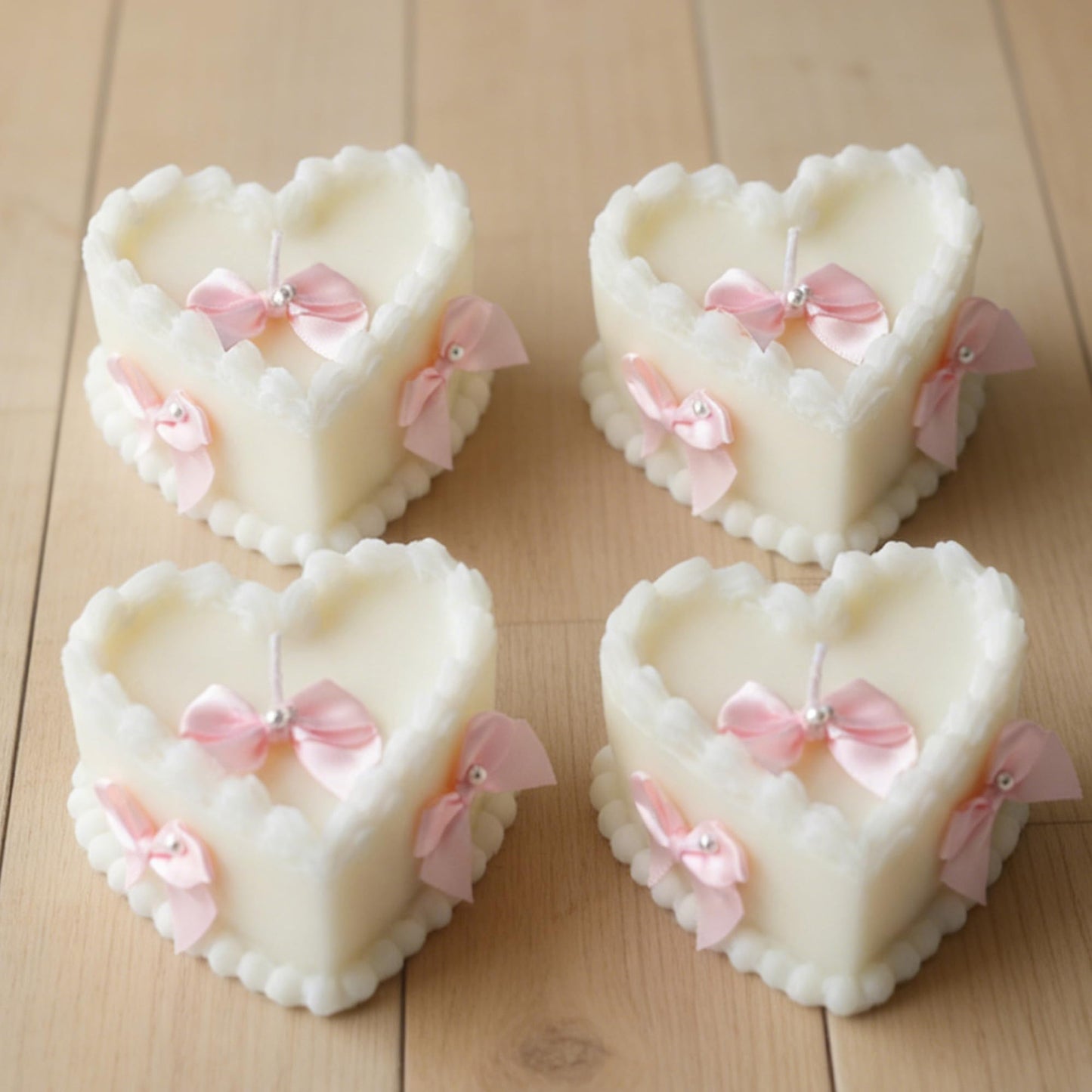 SRCVYLT 4 Pcs Bow Heart Scented Candle Set Rose Fragrance Soy Wax Scented Candle with Fixed Bow Decor for Valentine's Day Party Bedroom Room Table