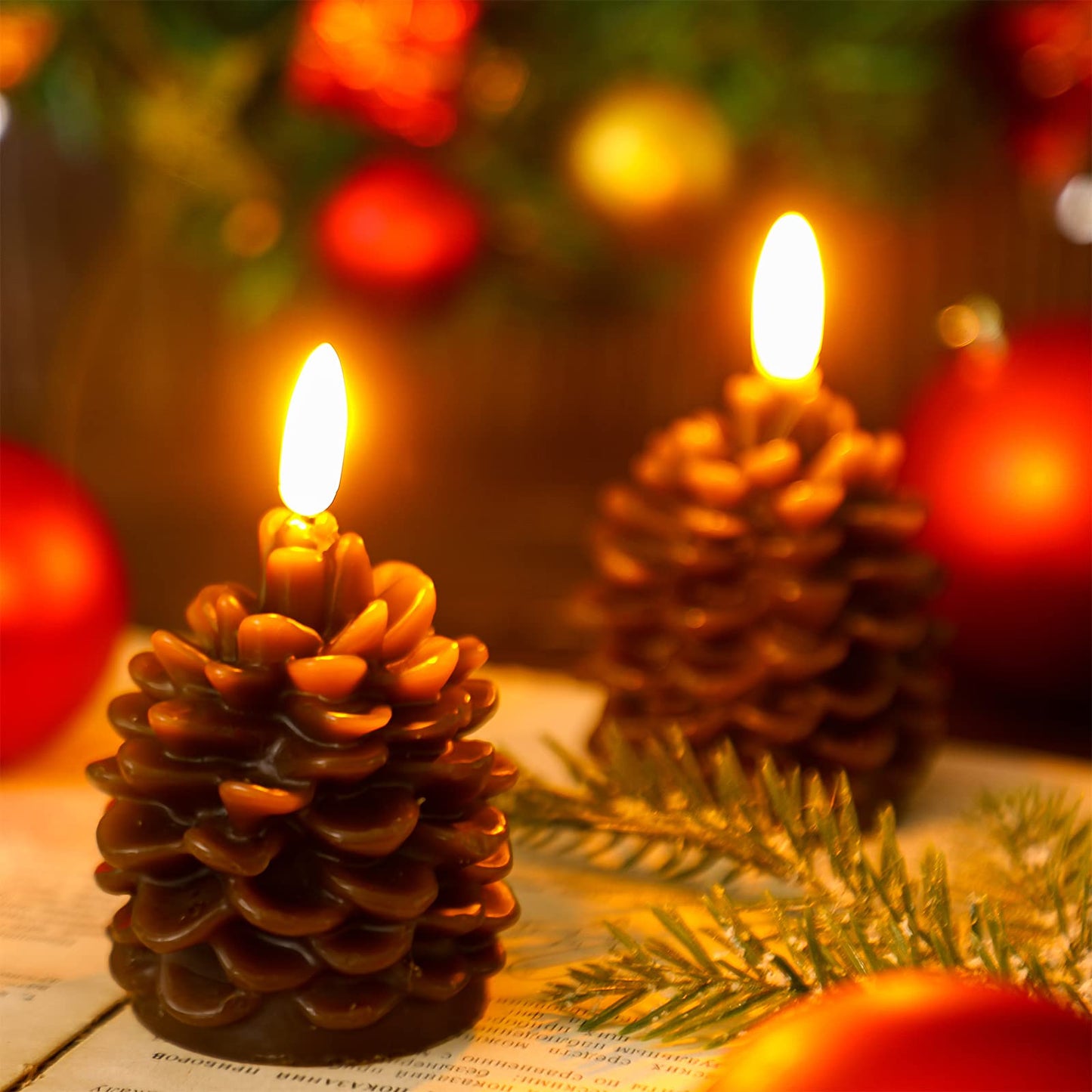 Hortsun 4 Pieces Christmas Pinecone Candles Flameless Acorn Decor LED Pinecone Candle Decor Real Wax Unscented Battery Operated Candle for Thanksgiving Christmas Winter Holiday Decoration(Brown)