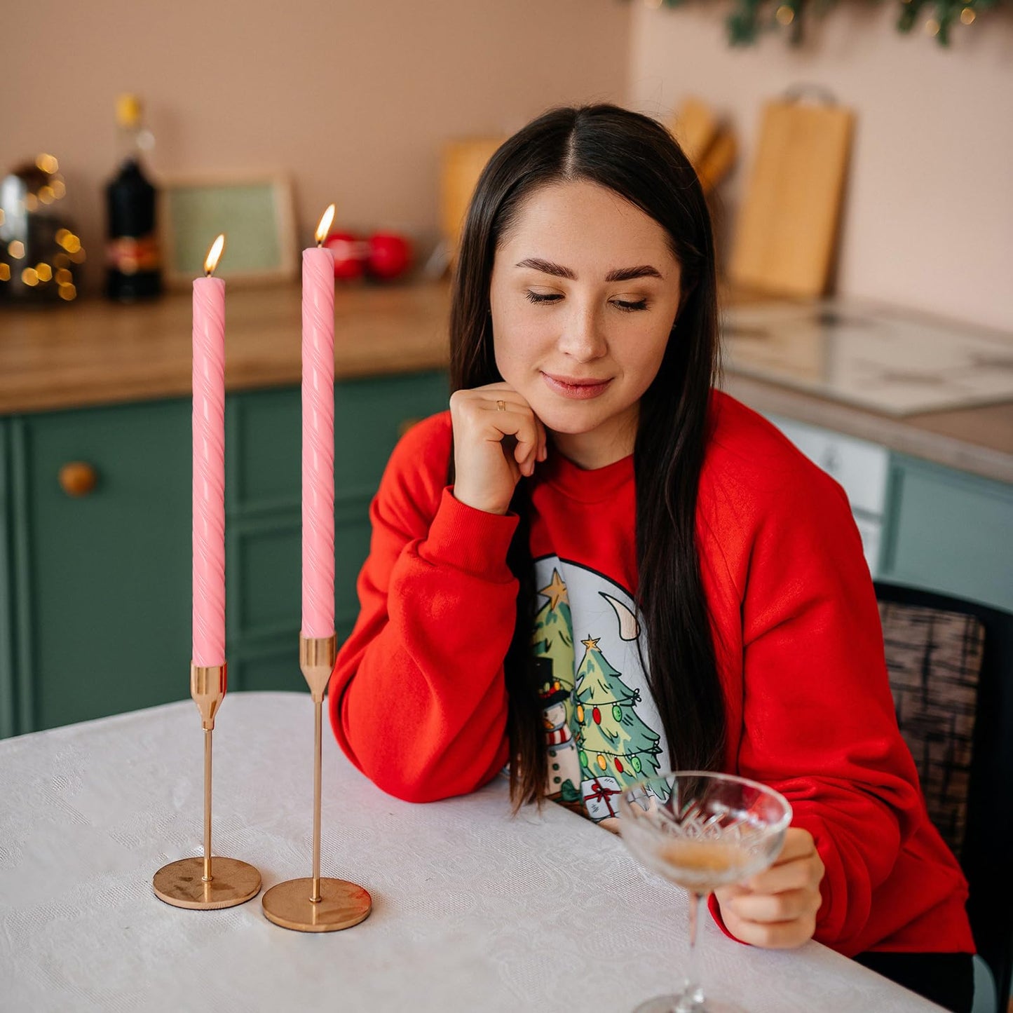 Dripless Spiral Taper Candles Unscented Pink Smokeless Long Dinner Candles 10 Inch Long Lasting Burn Candlesticks for Home Decoration Women Gifts(2Pcs)