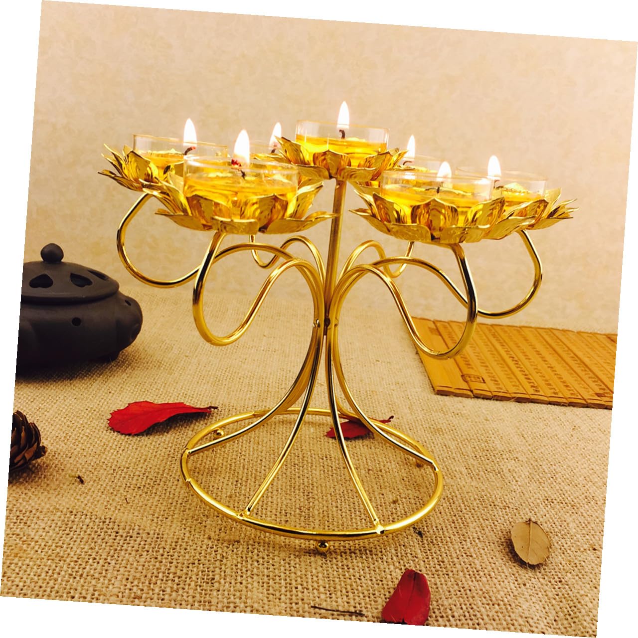 Lurrose Metal Lotus Shaped Tealight Candle Holder Alloy Heat-Resistant Candle Stand Not Easy to Deform for Bedroom and Living Room Furniture Decoration