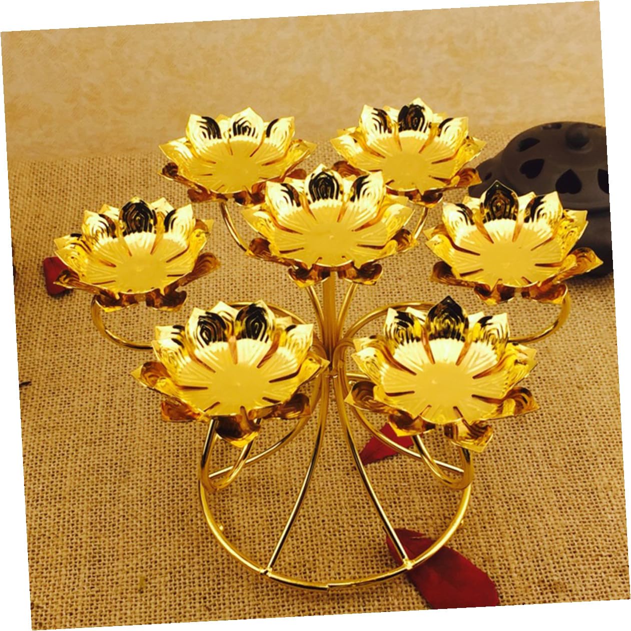 Lurrose Metal Lotus Shaped Tealight Candle Holder Alloy Heat-Resistant Candle Stand Not Easy to Deform for Bedroom and Living Room Furniture Decoration