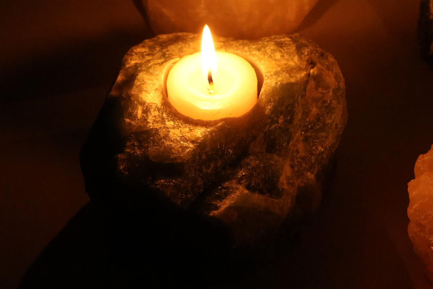 Nature’s Decorations Tealight Candle Holder - Real Green Quartz Natural Stone Crystal Perfect for Home & Geode Decor, and Centerpieces, Ideal as Candlestick Holder, 3 x 3 x 1.5 Inches