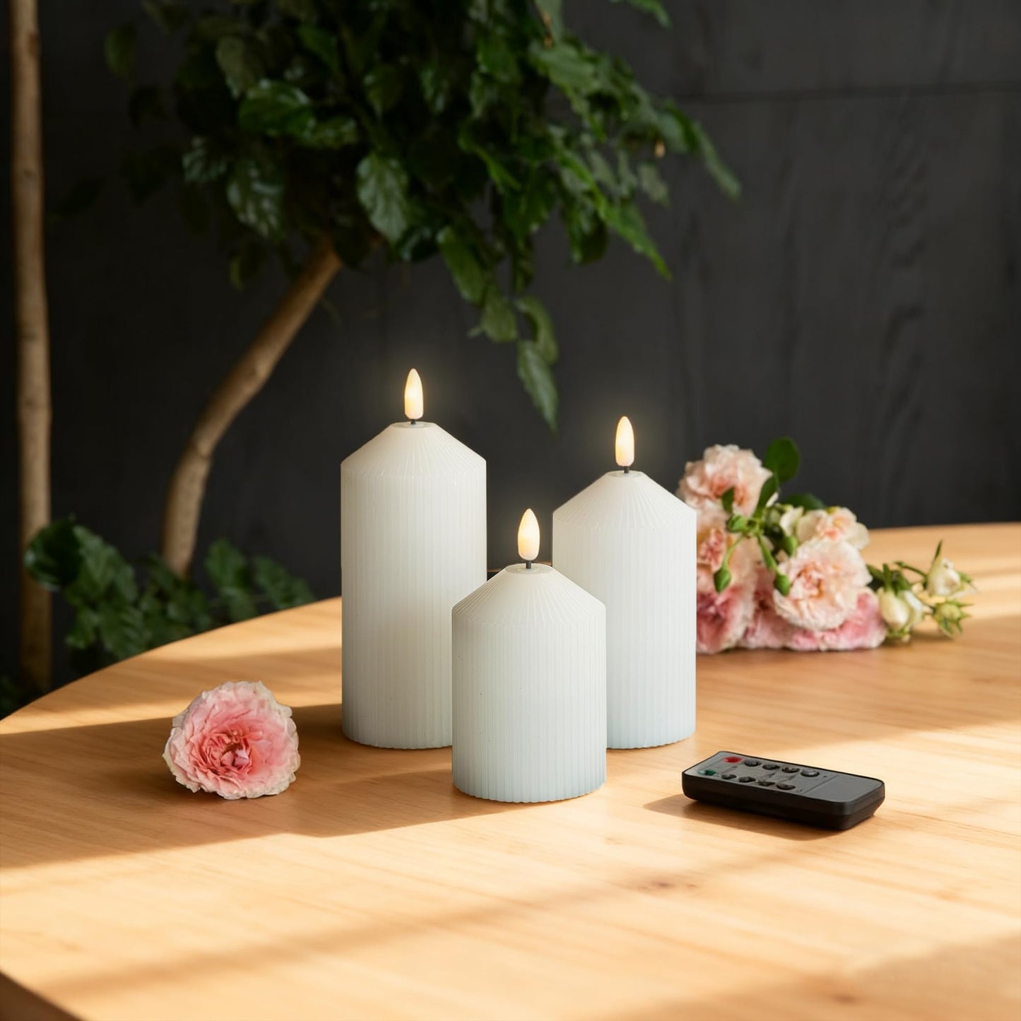 LUSHARBOR Flameless Candles with Remote, 3 Pack Battery Operated Candles Flickering Real Wax LED Fake Pillar Candles with Timer for Wedding Home Party, White