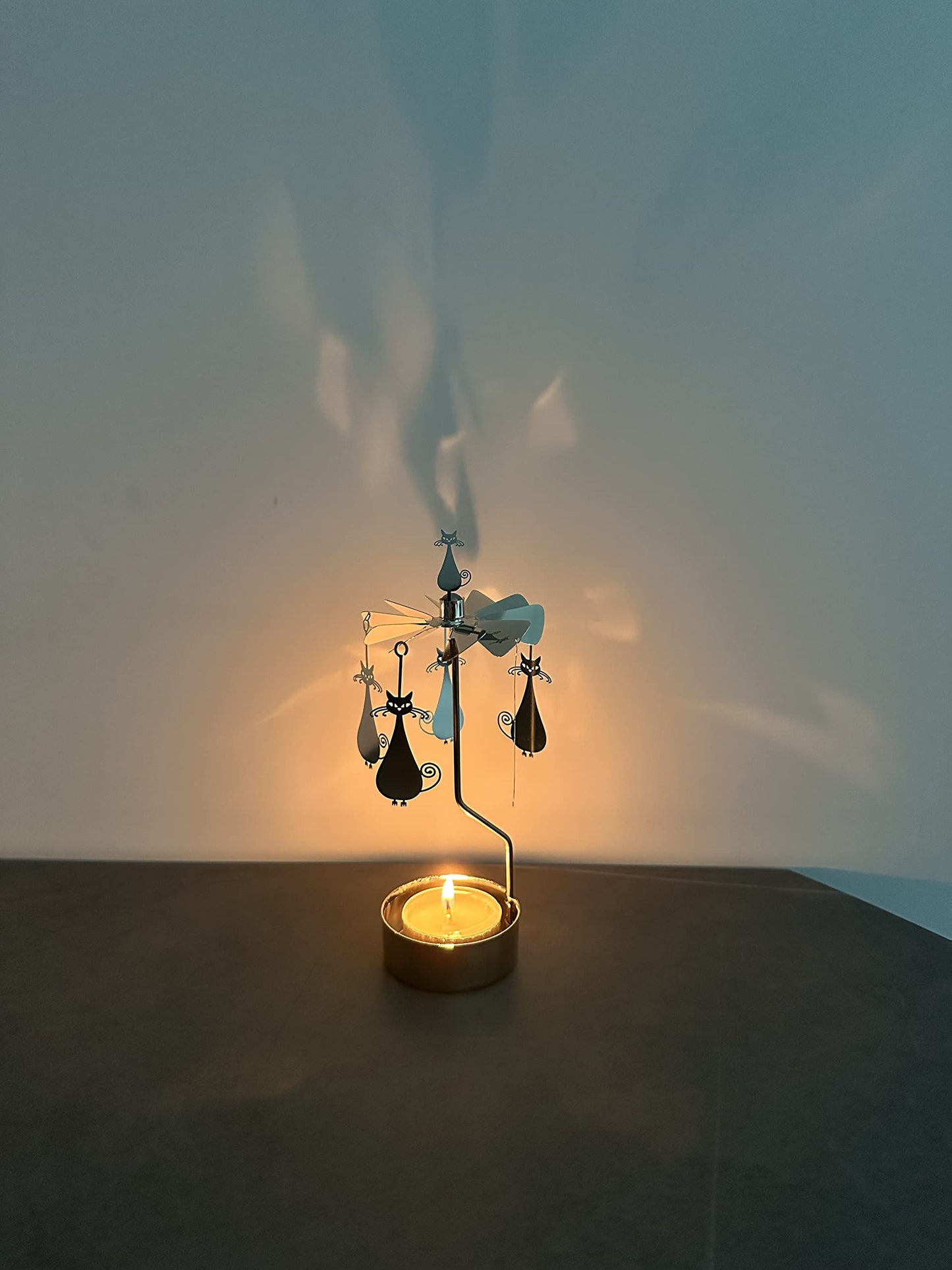 Rotary Candle Holder Spinning Candleholder Metal Small Gift Cartoon Cat Design for Home Decoration Party Wedding