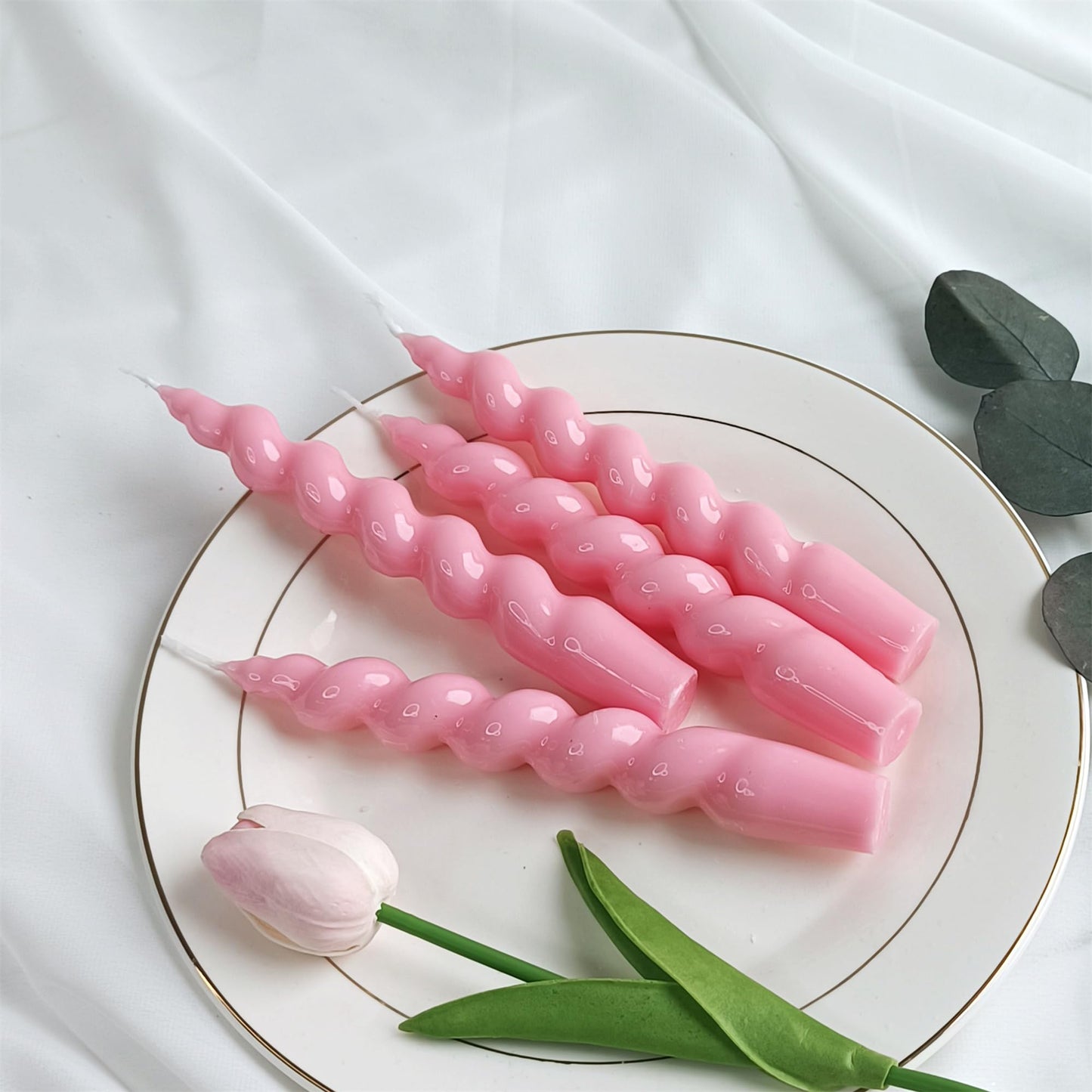 White & Pink Spiral Taper Candles - 7 Inch Short Twisted Candlestick Set, Dripless Decorative Candle Sticks for Easter Wedding Table Centerpiece Mother’s Day Home Party Decor,4 Pack