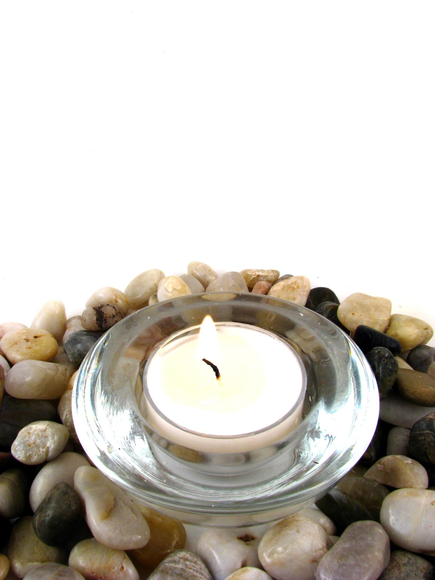 D’Light Online Clear Cupped 5 Hours Unscented White Tealight Candles in Clear Plastic Cups for Home Decor, Wedding, Holiday, Shabbat, Restaurants, Spa or as a Emergency Candle - Set of 500