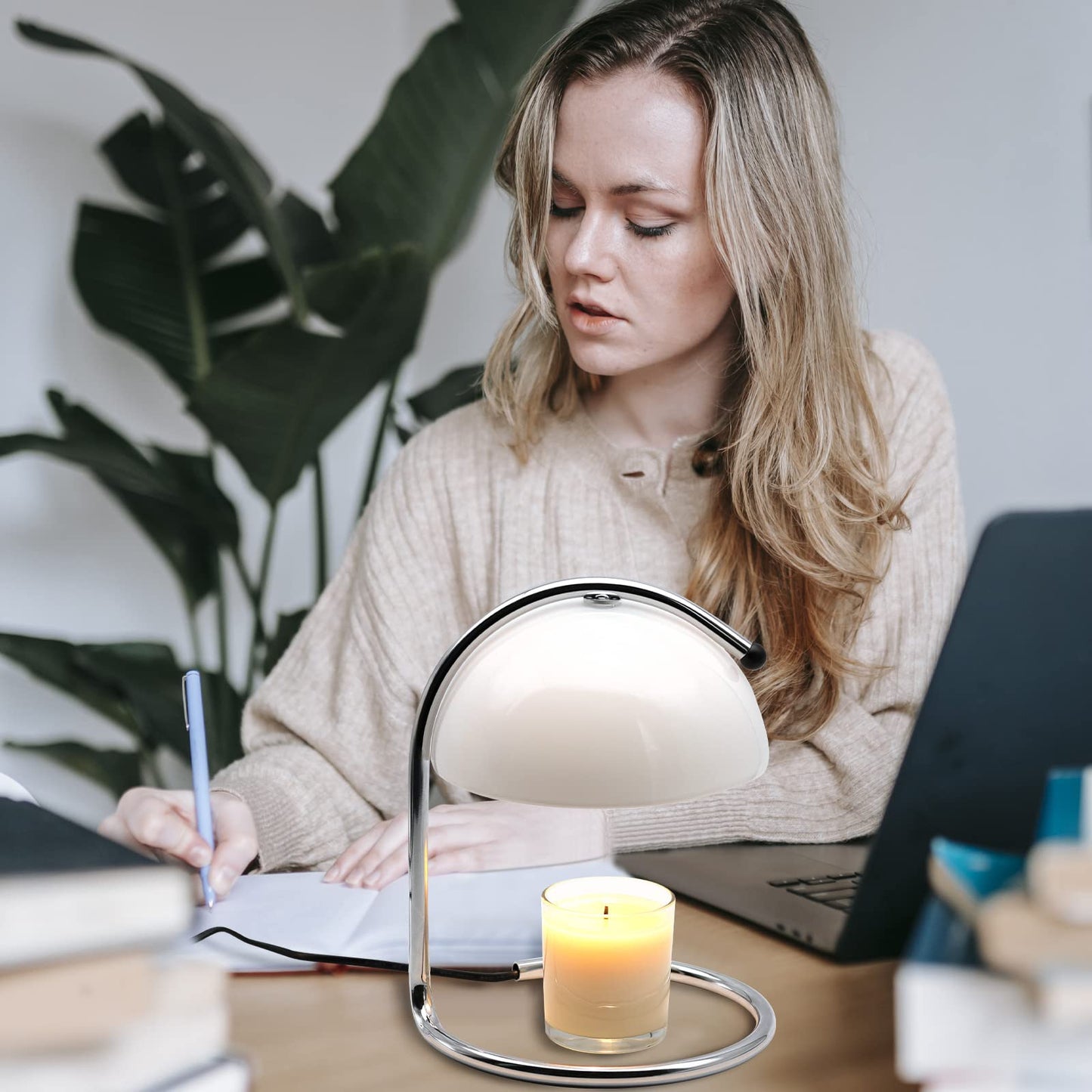 LUDENGJI Modern White Glass Candle Warmer Lamp ;Wide-Base Candle Warmer with Timer and dimming Functions; Home Decor ;Gift for dad