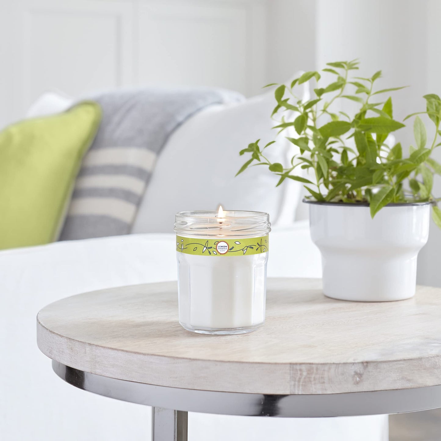 MRS. MEYER'S CLEAN DAY Scented Soy Aromatherapy Candle, 35 Hour Burn Time, Made with Soy Wax, Lemon Verbena, 7.2 oz
