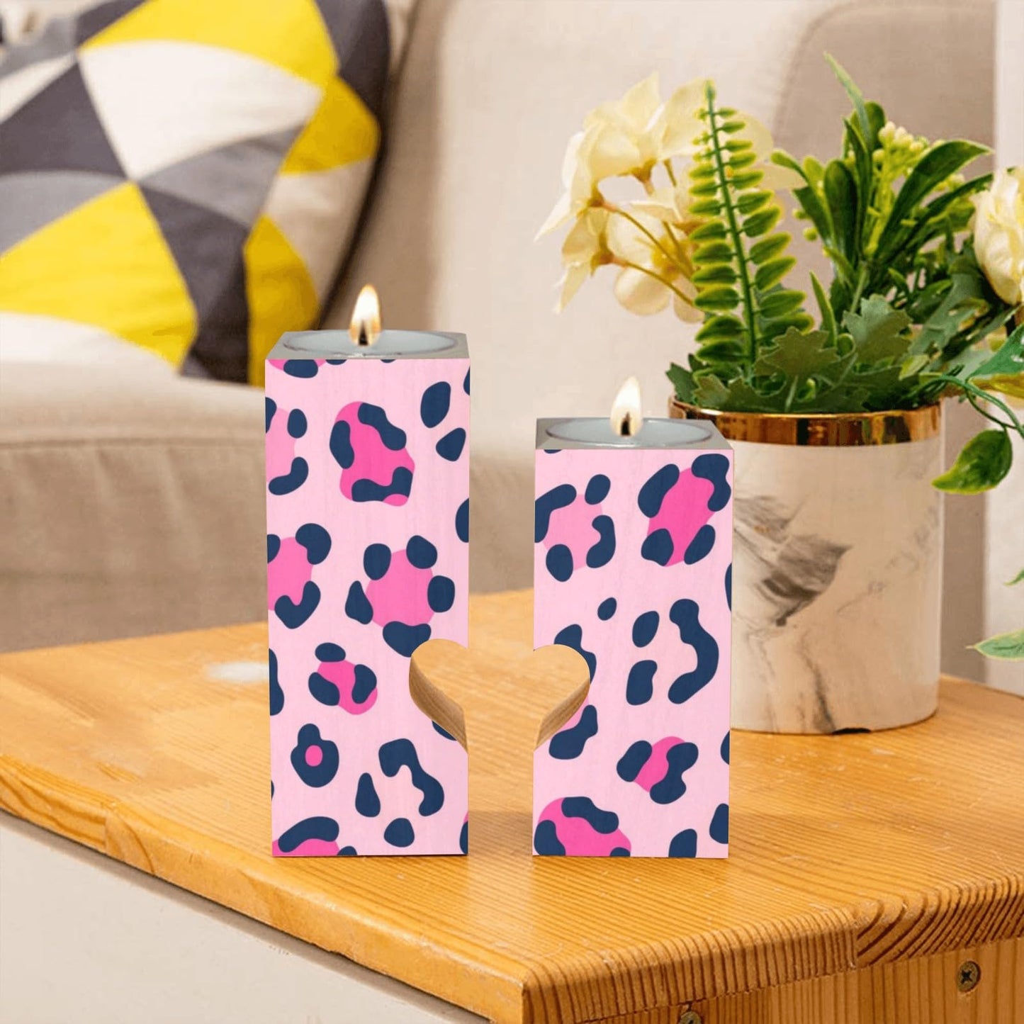 pnyoin Animal Skin Pink Black Candle Holders Gift for Women Wooden Heart Candlestick Personalized Christmas Birthday Graduation Friendship Gifts Home Wedding Dinning Party Decorative