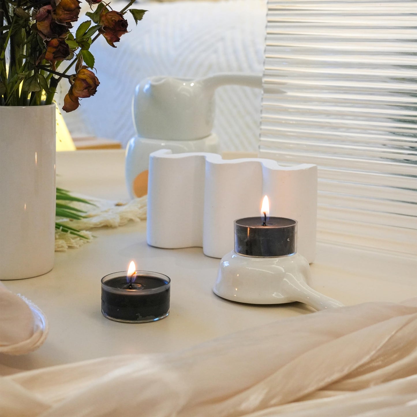 MUUFAZA 12 Unscented Natural Soy Tealight Candles in Clear Cups, 5H Long Clean Burning, Hand-Poured Black Mini Tea Candle Set for Parties, Spa, Meditation, Gift, Holiday, Emergency, Home Decor