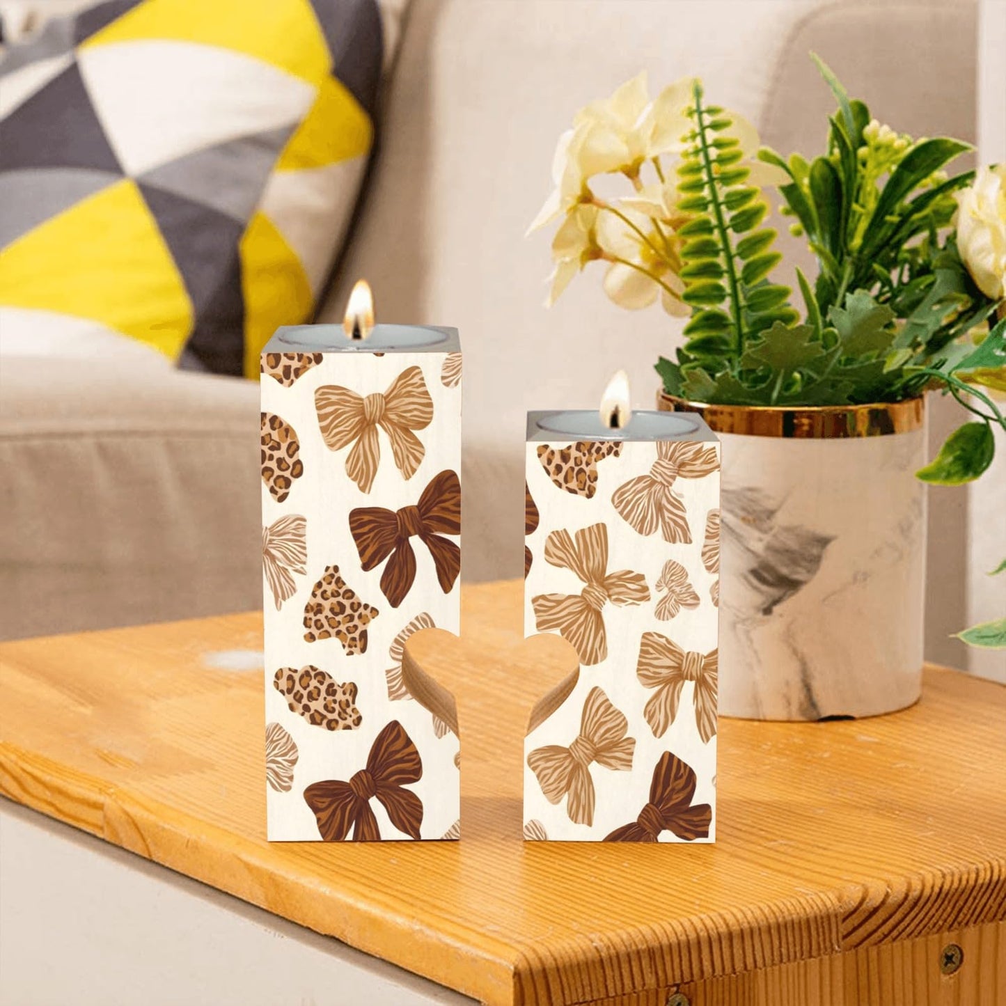 pnyoin Cute Animal Print with Bows Candle Holders Gift for Women Wooden Heart Candlestick Personalized Christmas Birthday Graduation Friendship Gifts Home Wedding Dinning Party Decorative