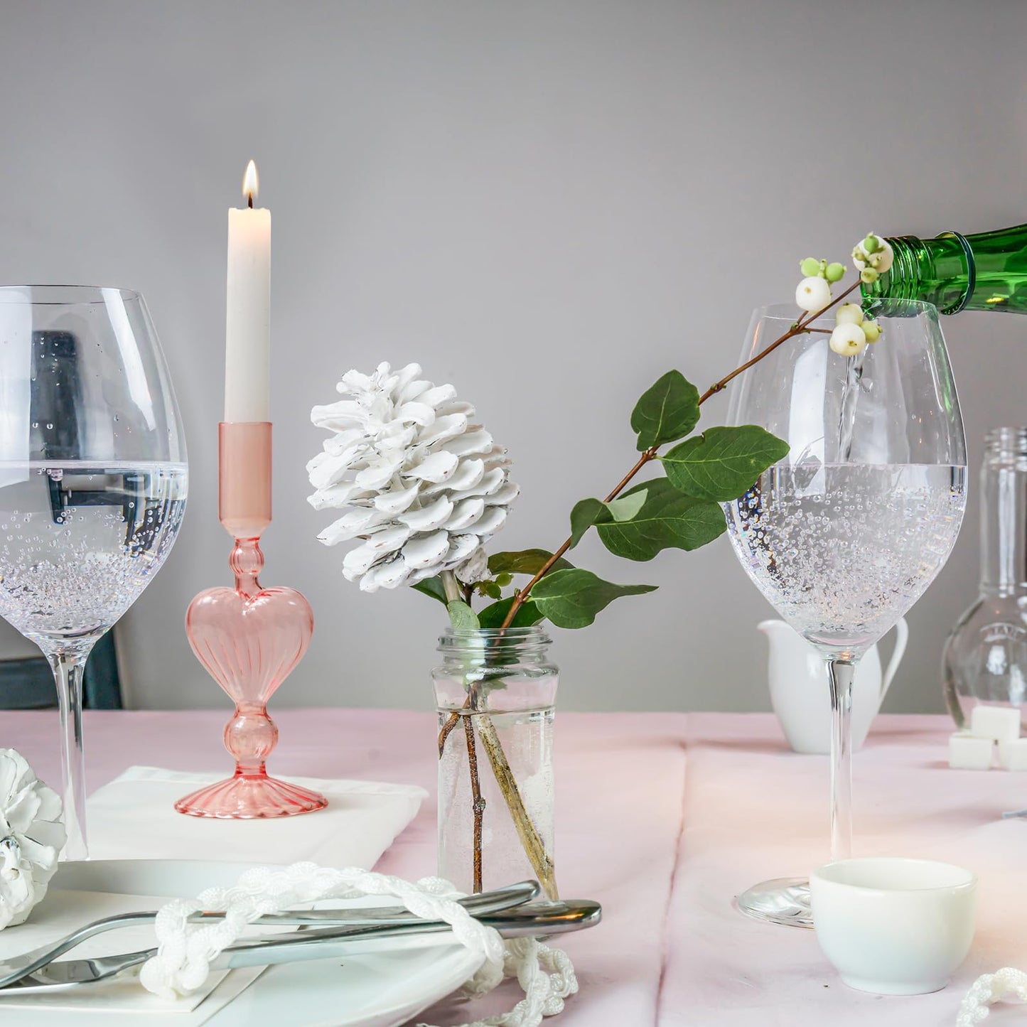 Mumufy 3 Pcs Valentine's Day Glass Candlestick Holders Heart Glass Taper Candle Holder Valentines Heart Candle Stick Vase Decor for Galentine's Day Wedding Festival Party Table Centerpiece(Pink)