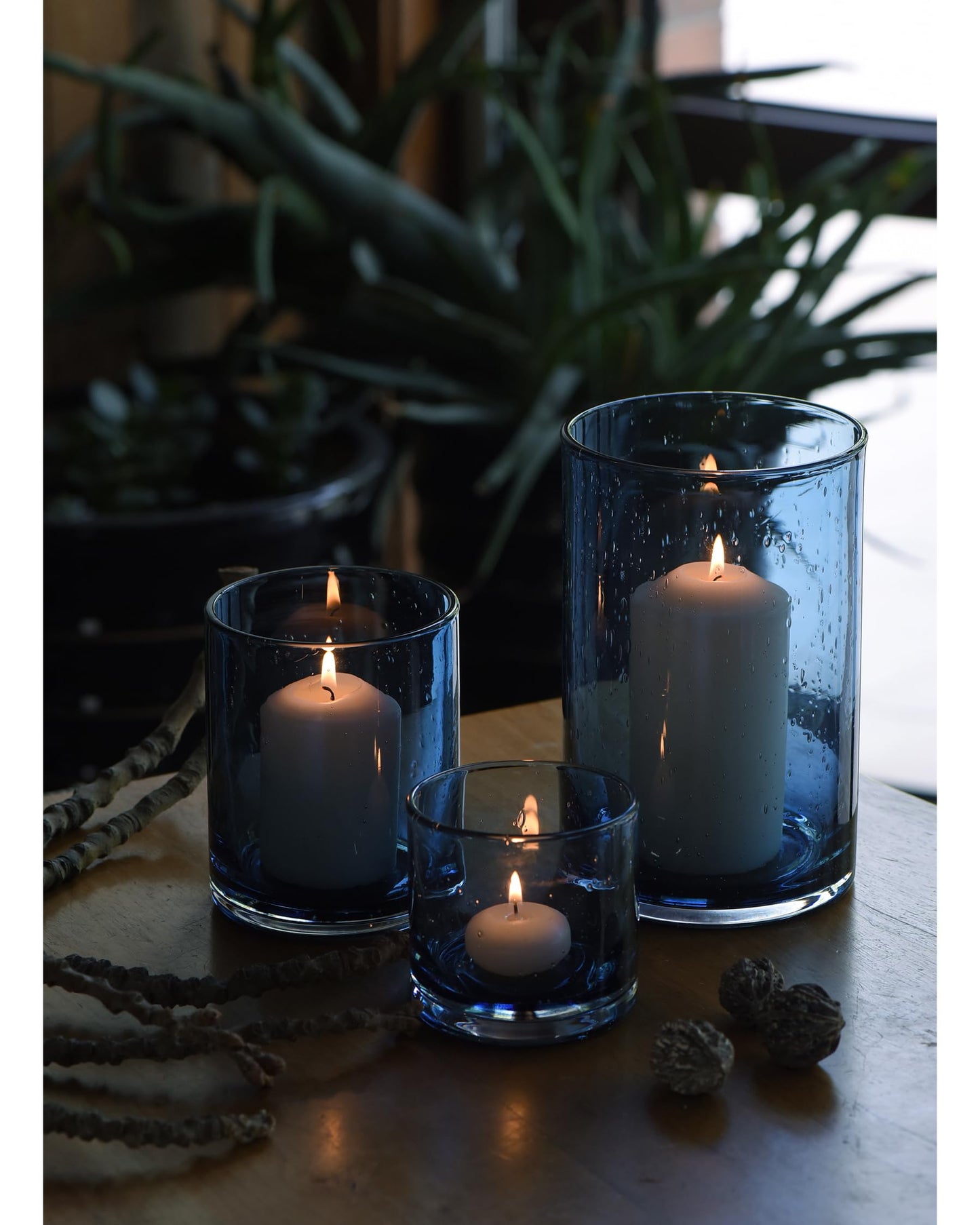 ARIAMOTION Blue Candle Holder, 8" 5" 3.5" Height Set 3