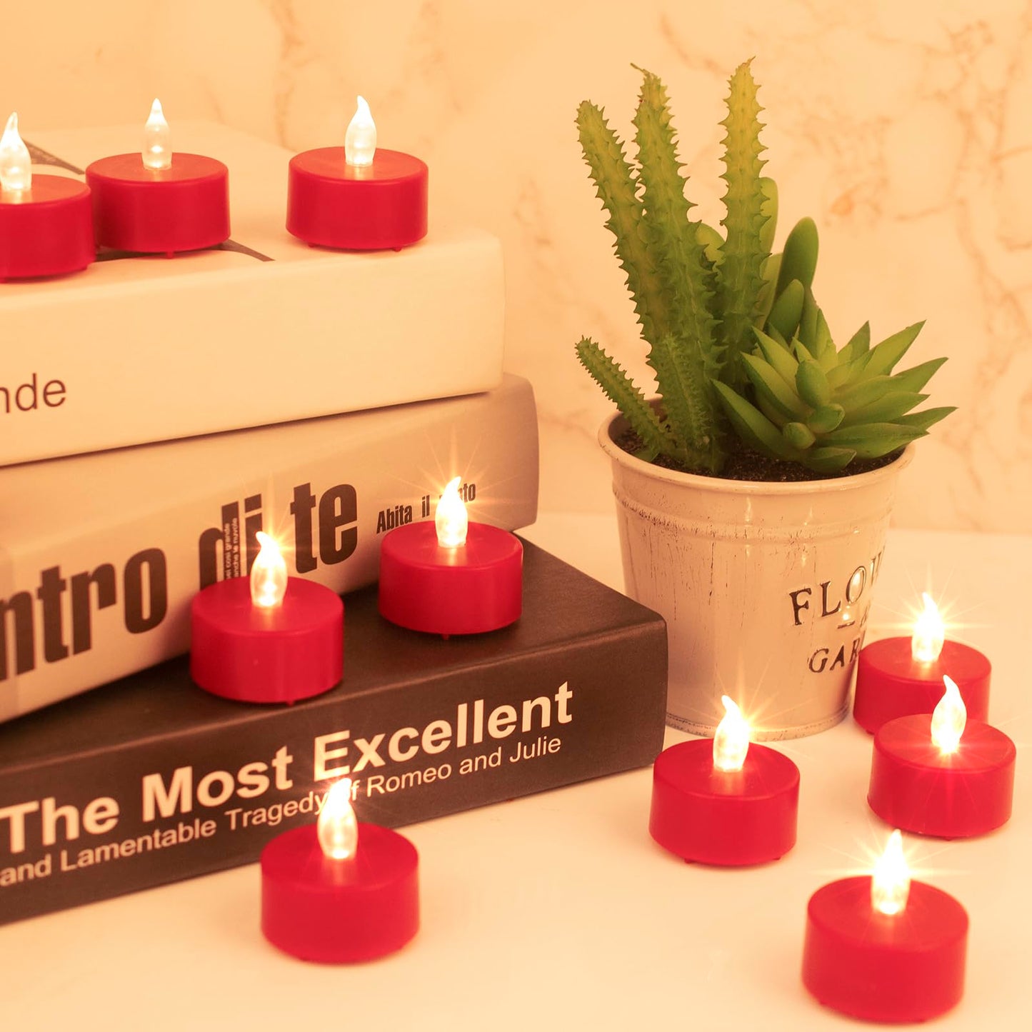 Biyanuo Tea Light, 100 Pack Flameless LED Tea Lights Candles Flickering red 200+ Hours Battery-Powered Tealight Candle. Ideal for Party, Wedding, Birthday, Gifts and Home Decoration (Red)