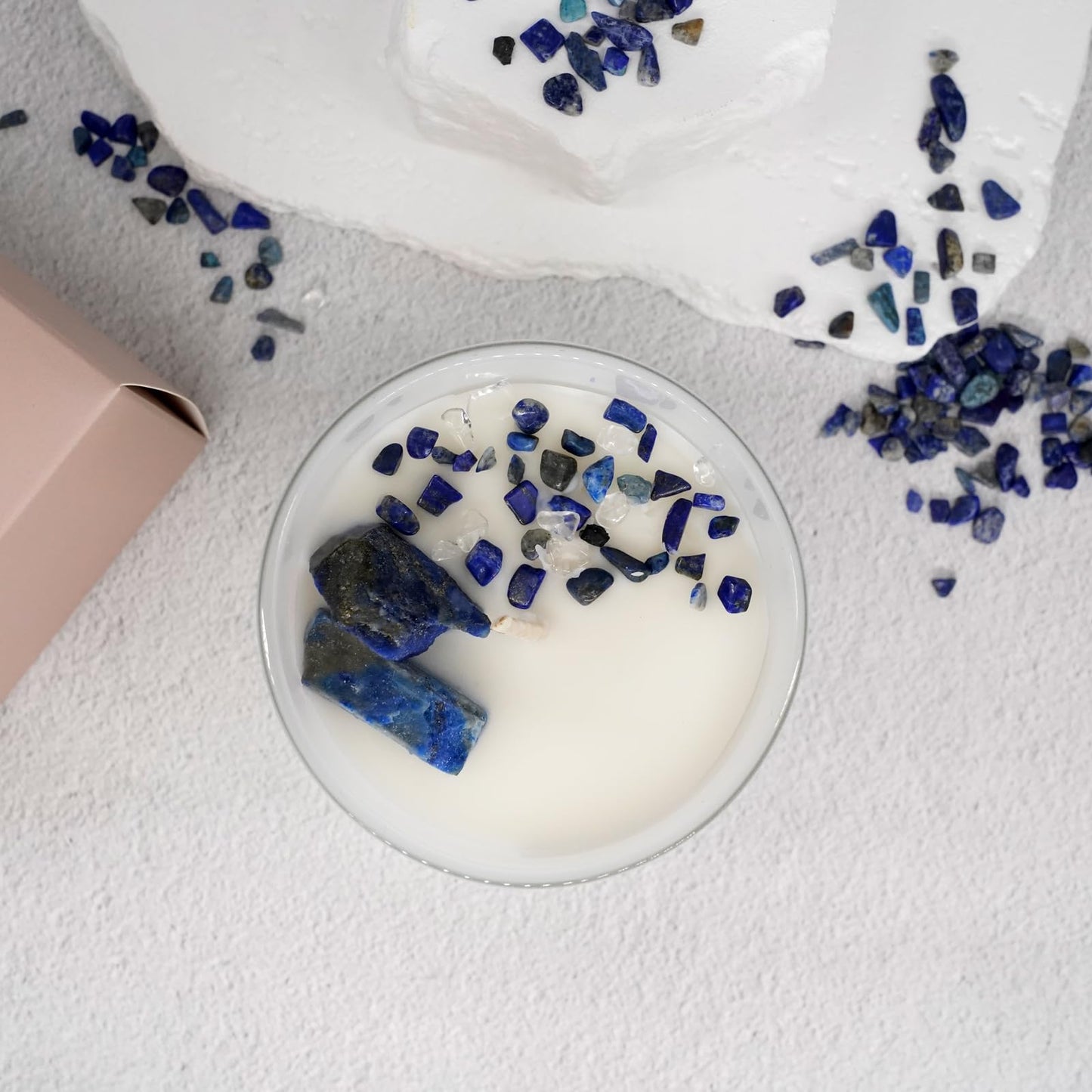 Ava Concept Lazurite Crystal Candle – 10oz / 280g | Amber Ocean Aromatherapy | Hand-Poured Soy Wax | Genuine Lapis Lazuli Healing Crystals Embedded | Power, Wisdom & Luck | Gift Box Included