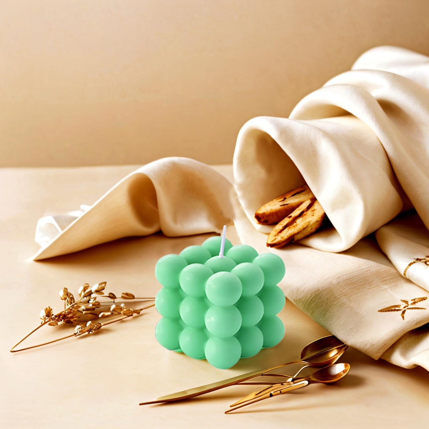 2PCS Bubble Candle Set, Cube Soy Wax Bubble Candles, Handcrafted Natural Scented Aesthetic Bubble Candle Set for Home Bedroom Decor, Birthday Mothers Day Gifts