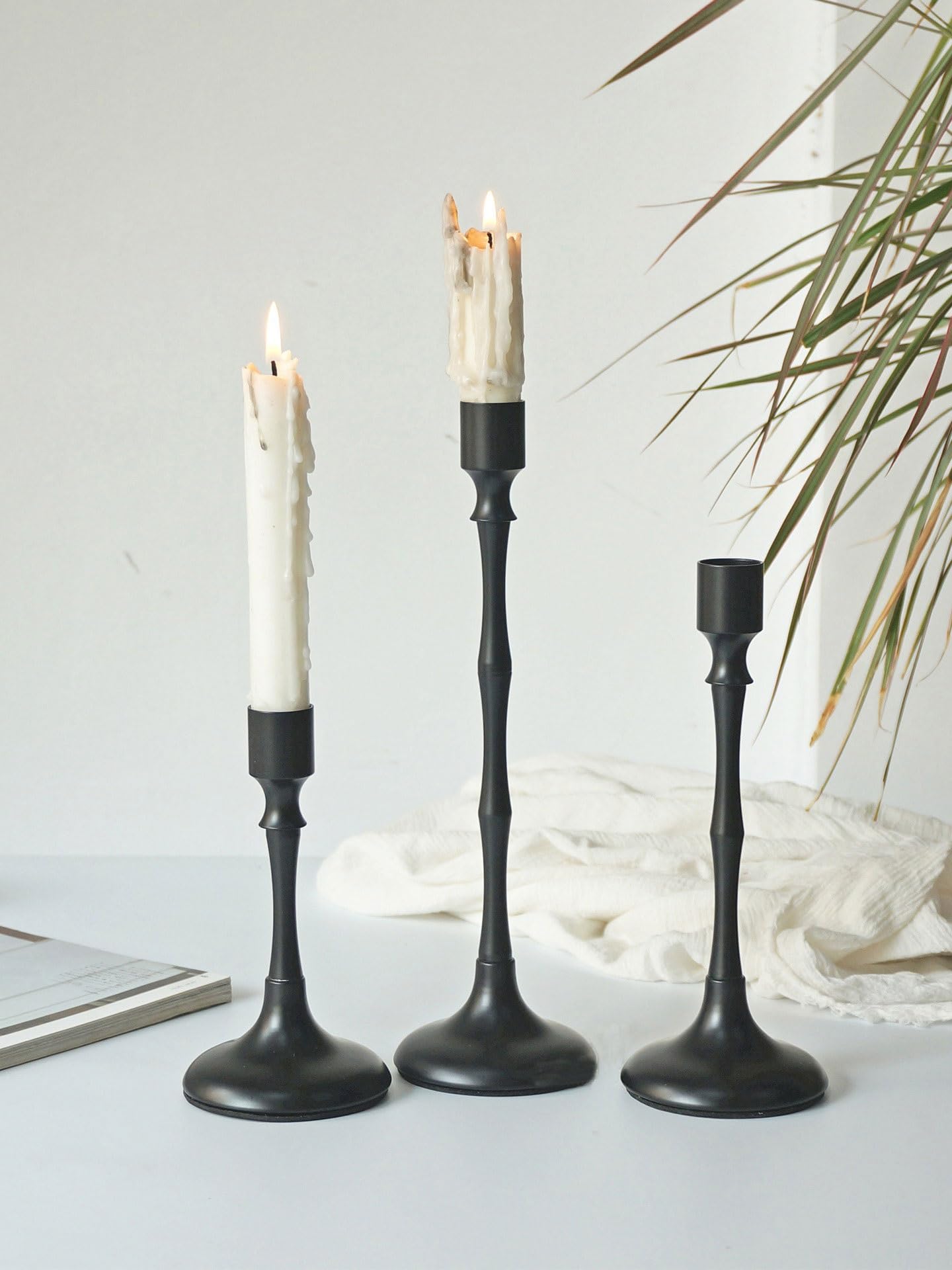 YUHUAWF Candle Holderss Candlestick Household Metal Base Decoration, Living Room Dining Table Decoration Decorative Candlestick(Small)