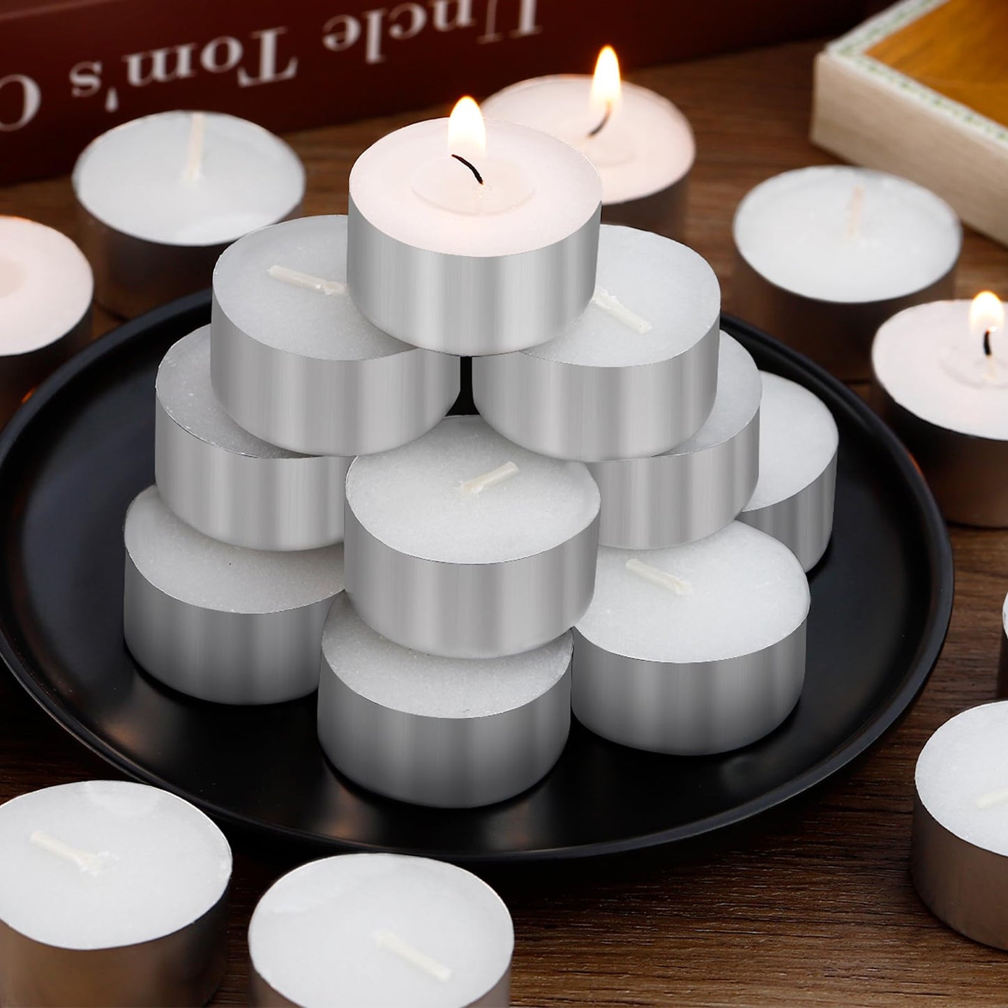 Erinnmy 100 Pack Tea Light Candle,Unscented Tealight Candles,6 Hours Long Burning White Tealights,Tea Candles Bulk Burn Evenly,Small Tea Candle for Emergency Dinner Home Weddings