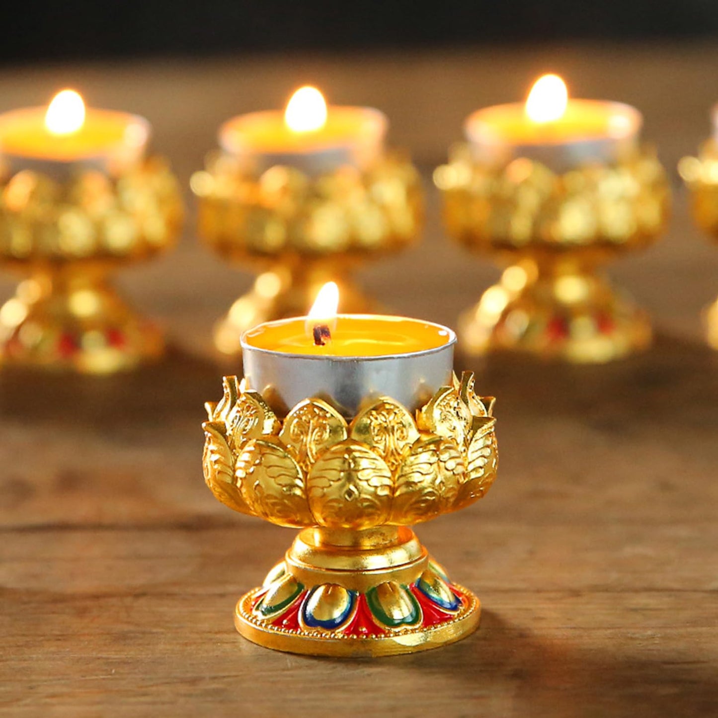 Iron Holder Lotuss Shape Candlestick Holder Table Centerpieces for Temples Kitchen Dining Table Housewarmings Lotuss Butter Lamp