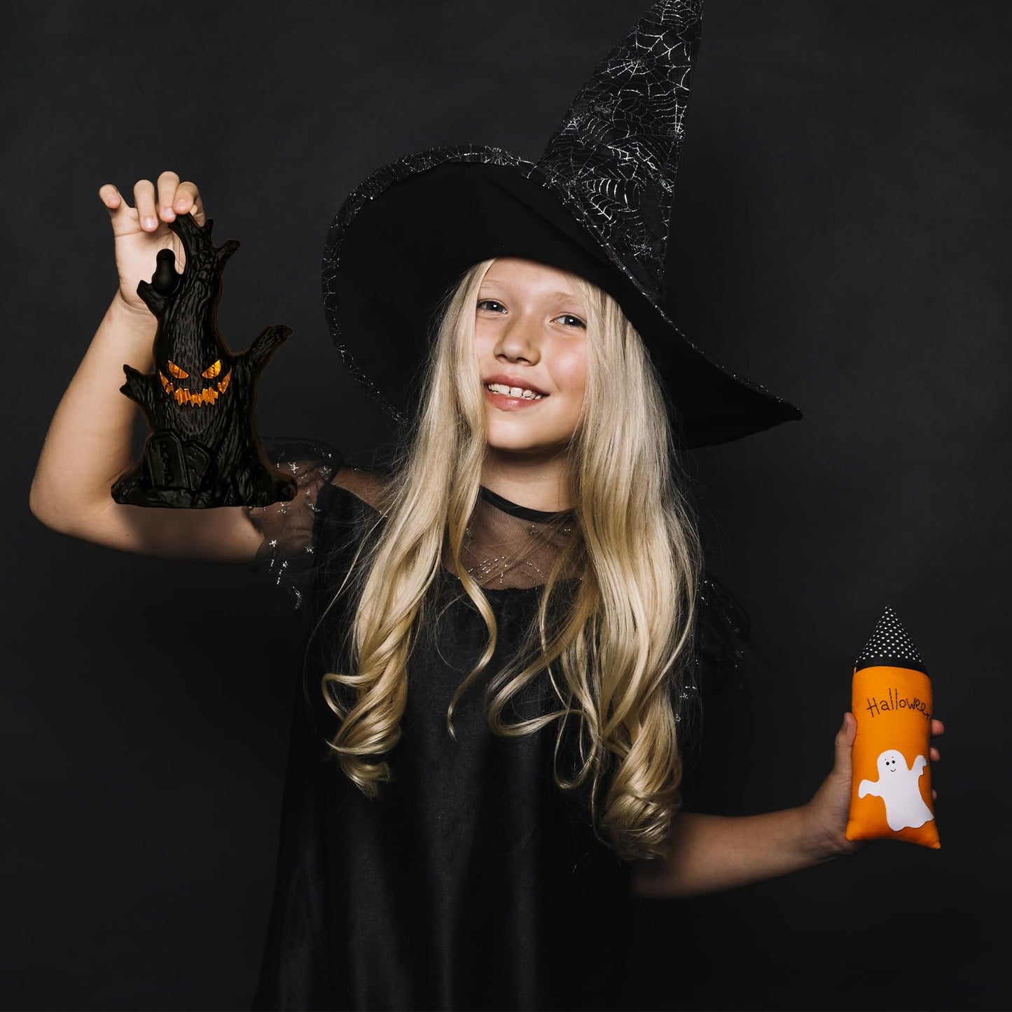 Halloween Lanterns Decoration 6.3" Height Retro Hanging Lamp Halloween Dead Tree Flameless Candle Holder Day of The Dead Lantern Gift for Home Tabletop Trick or Treat Party Supplies