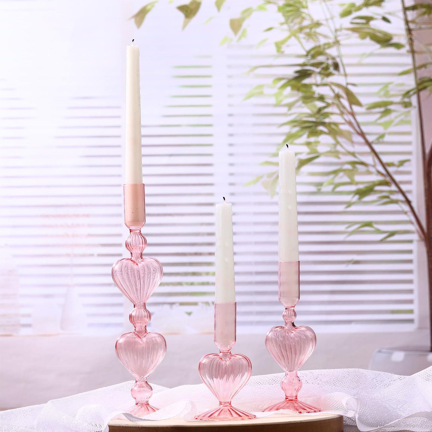 Mumufy 3 Pcs Valentine's Day Glass Candlestick Holders Heart Glass Taper Candle Holder Valentines Heart Candle Stick Vase Decor for Galentine's Day Wedding Festival Party Table Centerpiece(Pink)