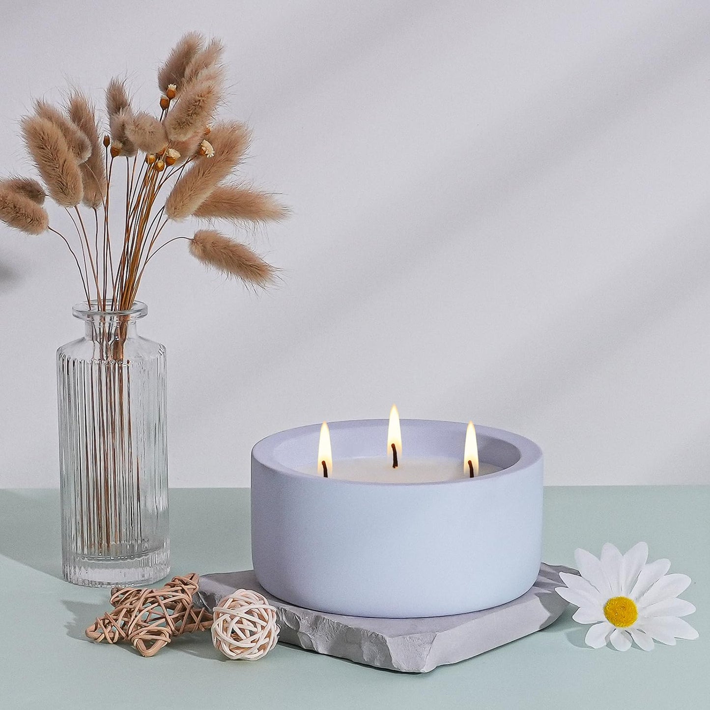 Viyffo Large 20oz Scented Candle - Citronella & Lavender, 3 Wick Non Toxic Soy Candles for Women, Matte Purple Ceramic Jar, Luxury Home Fragrance, Elegant Room Decor & Premium Birthday Gift