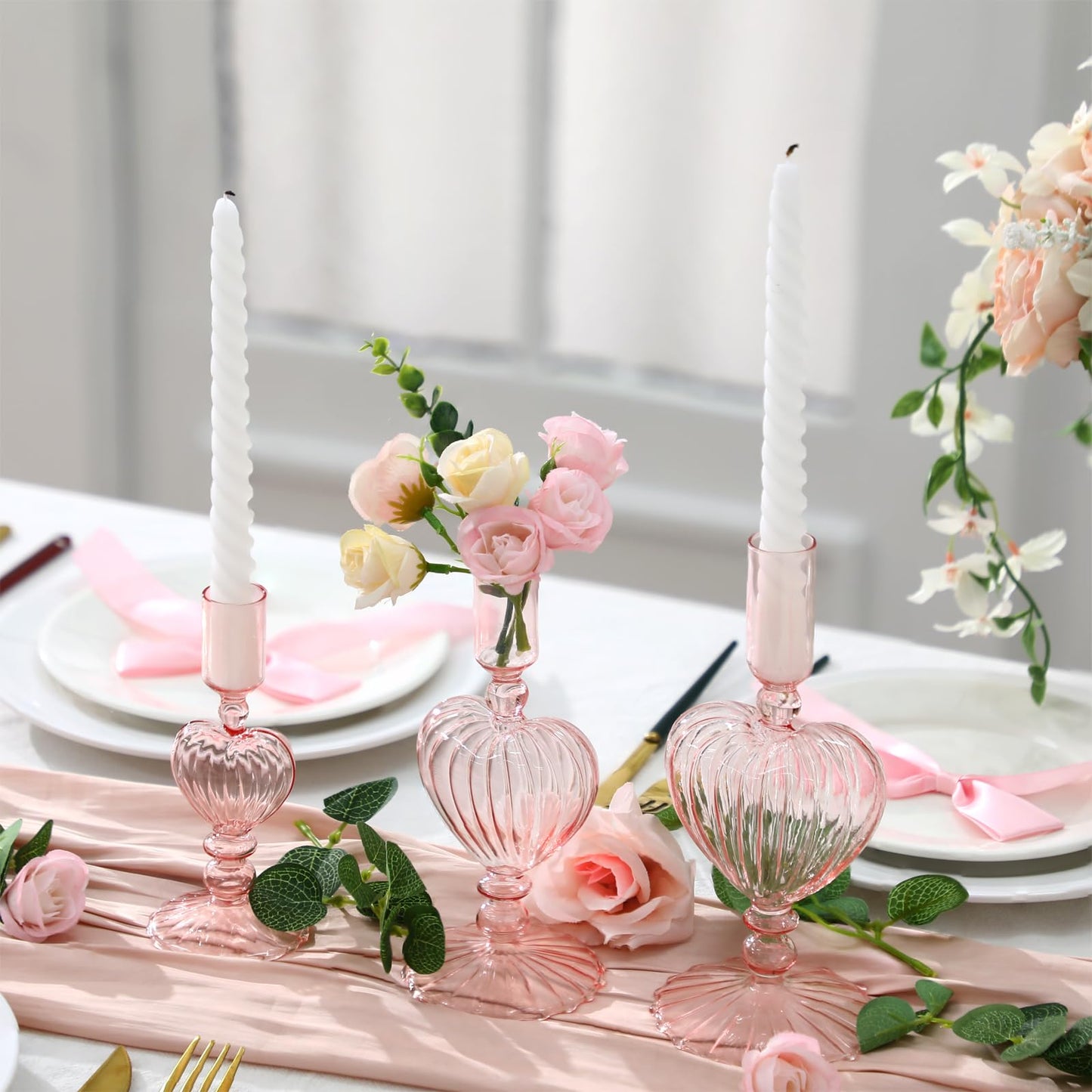 Maxdot 3 Pcs Valentine's Day Pink Glass Candle Holders Pink Heart Glass Taper Candle Holders Heart Candlestick Vase Decor for Valentines Wedding Receptions Festival Party Table Centerpieces Decoration
