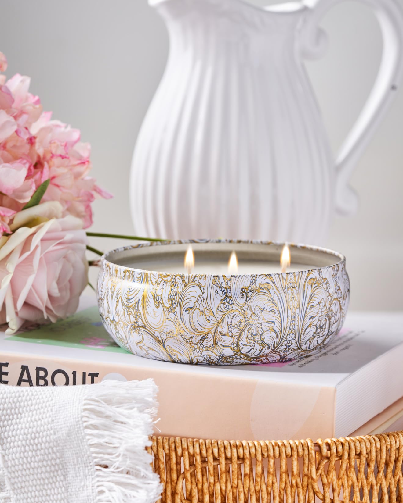 M&SENSE White Tea Scented Candles 12 oz, Large 3 Wick Soy Tin Candle, Over 40 Hour Burning Time, 100% Natural Vegan Wax, Relaxing Aromatherapy Aesthetic Candle Gift for Women Men