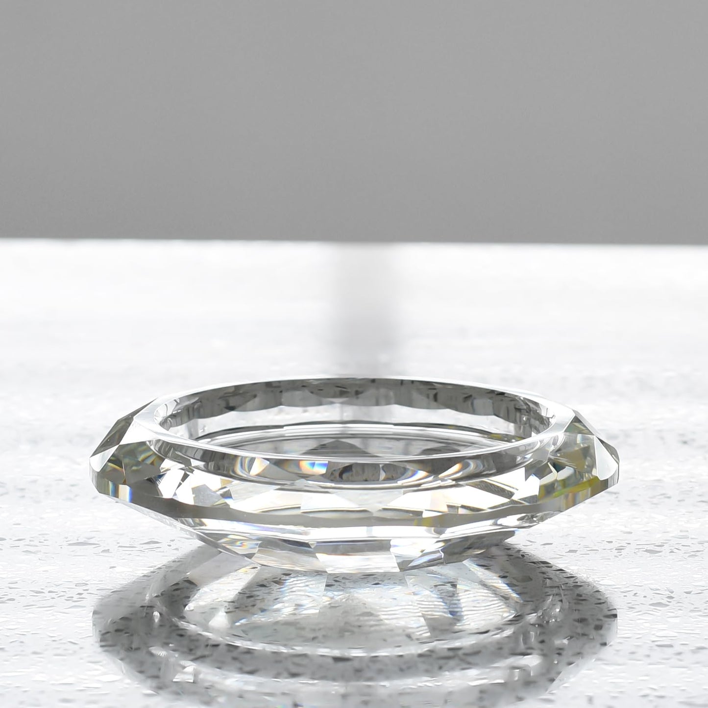 DONOUCLS Crystal Candle Holders Pillar Candlestick Decorations for Home Party Dinner Christmas Suitable for Large Cylindrical Candles Hand-Cut 4.3'' X 1'' Clear
