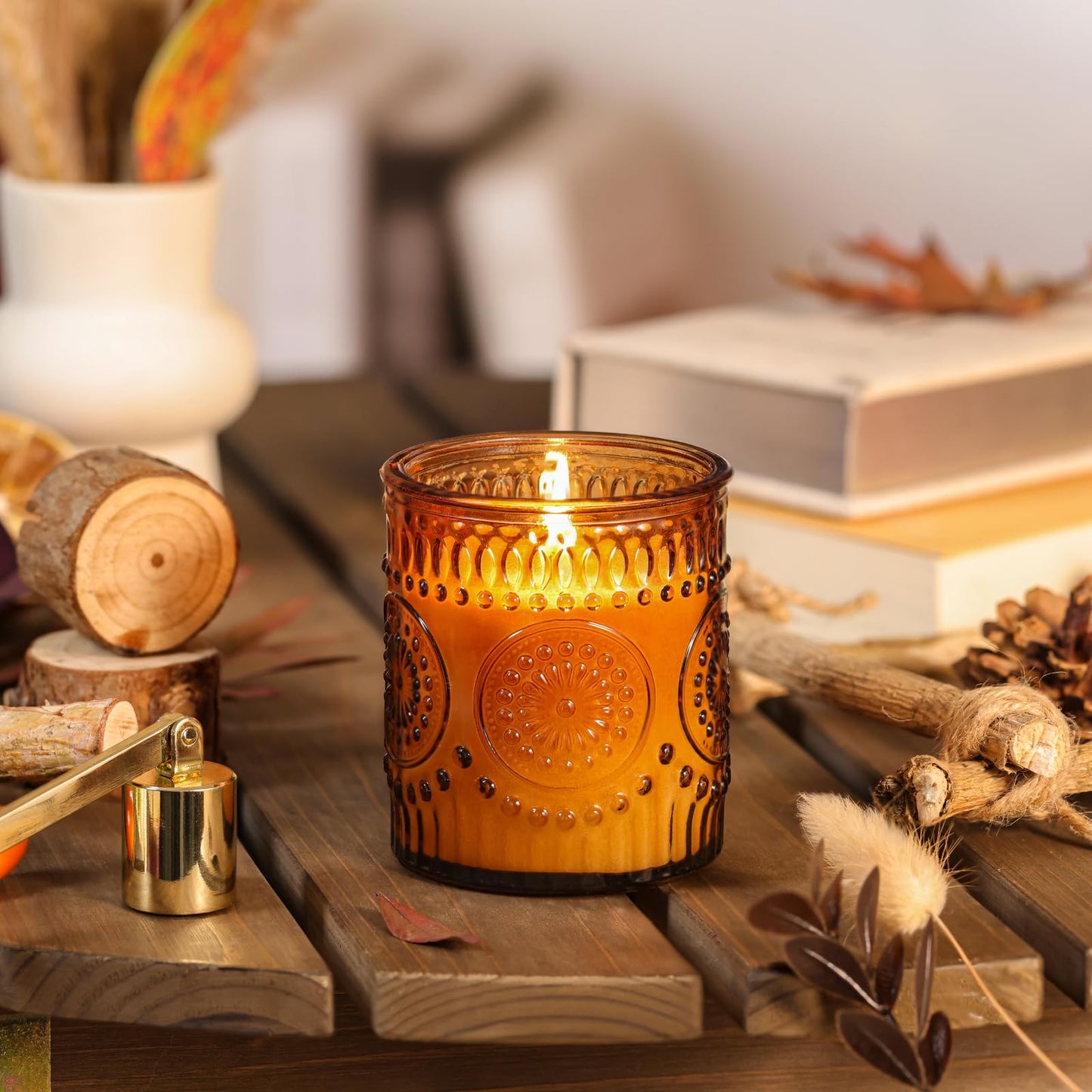 DARJEN Sandalwood Candles for Home- 5.3oz 35H Natural Soy Wax Aromatherapy Jar Candle with Strong Scent, Decorative Aesthetic Candles for Home Office, Evening Wind-Down, Luxury Gift for Man Cave