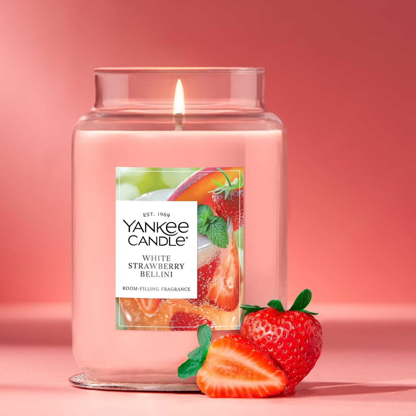 Yankee Candle White Strawberry Bellini Scented Candle, 22oz Large Jar with up to 150 Hour Burn Time, Giftable