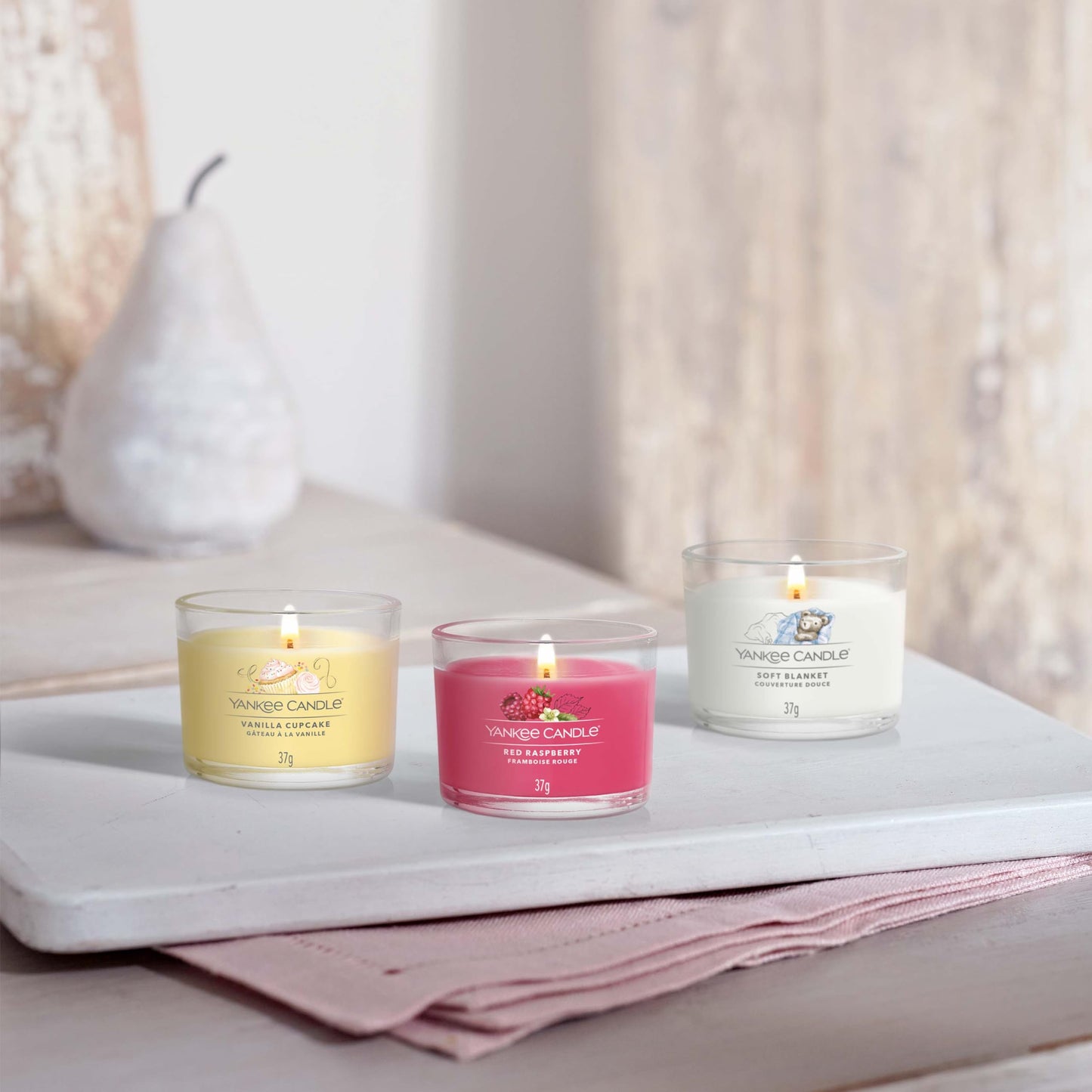 Yankee Candle Mini Jar Scented Candles, Small Single Wick Candle Set, Soy Wax Blend, Vanilla Cupcake, Lilac Blossoms, Coconut Beach, Pink Sands (Sweet Serenity Variety Pack)