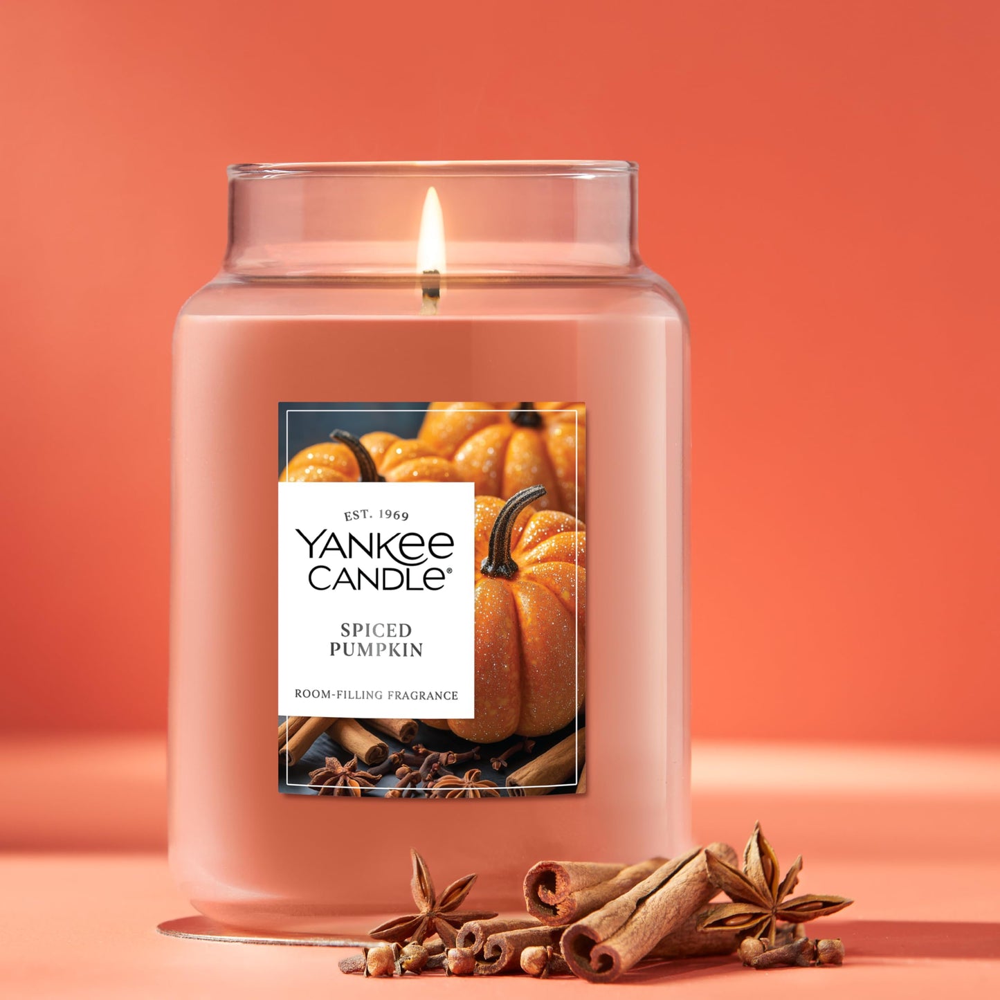 Yankee Candle Spiced Pumpkin, Fall Scented Candle, 22oz Large Jar with up to 150 Hour Burn Time, Giftable