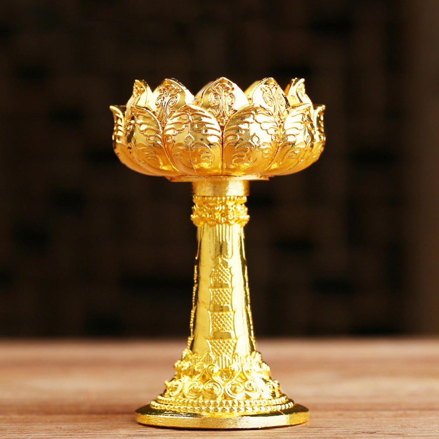 Iron Holder Lotuss Shape Candlestick Holder Table Centerpieces for Temples Kitchen Dining Table Housewarmings Lotuss Butter Lamp