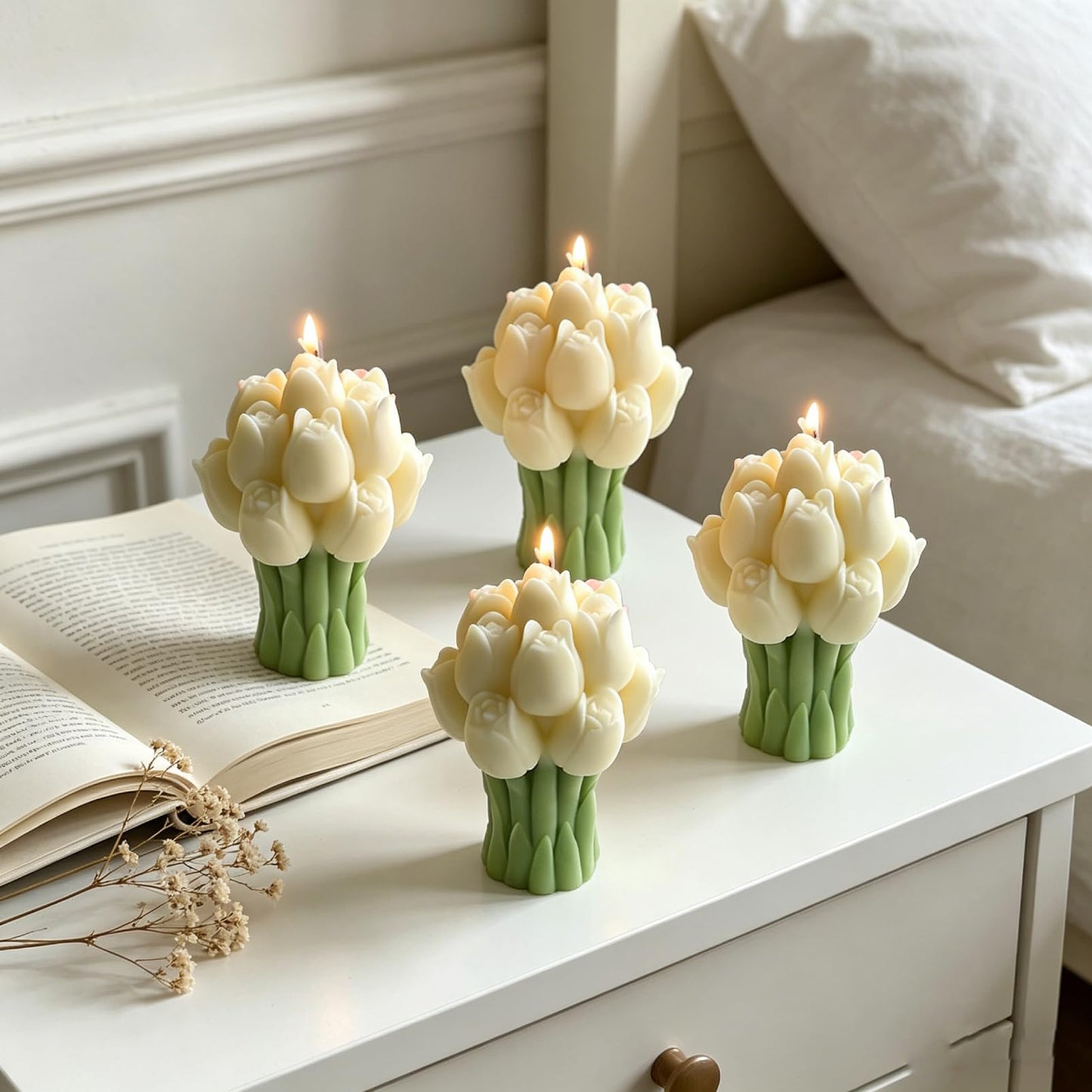 Scented Candles Set for Women Mom,4 Pack Aromatic Tulip Bouquet-Shaped Candle Ornament for Home, Soy Candles for Living Room and Bedroom, Birthday Bridesmaid Gift Valentines Day Candle -Vanilla Flavor