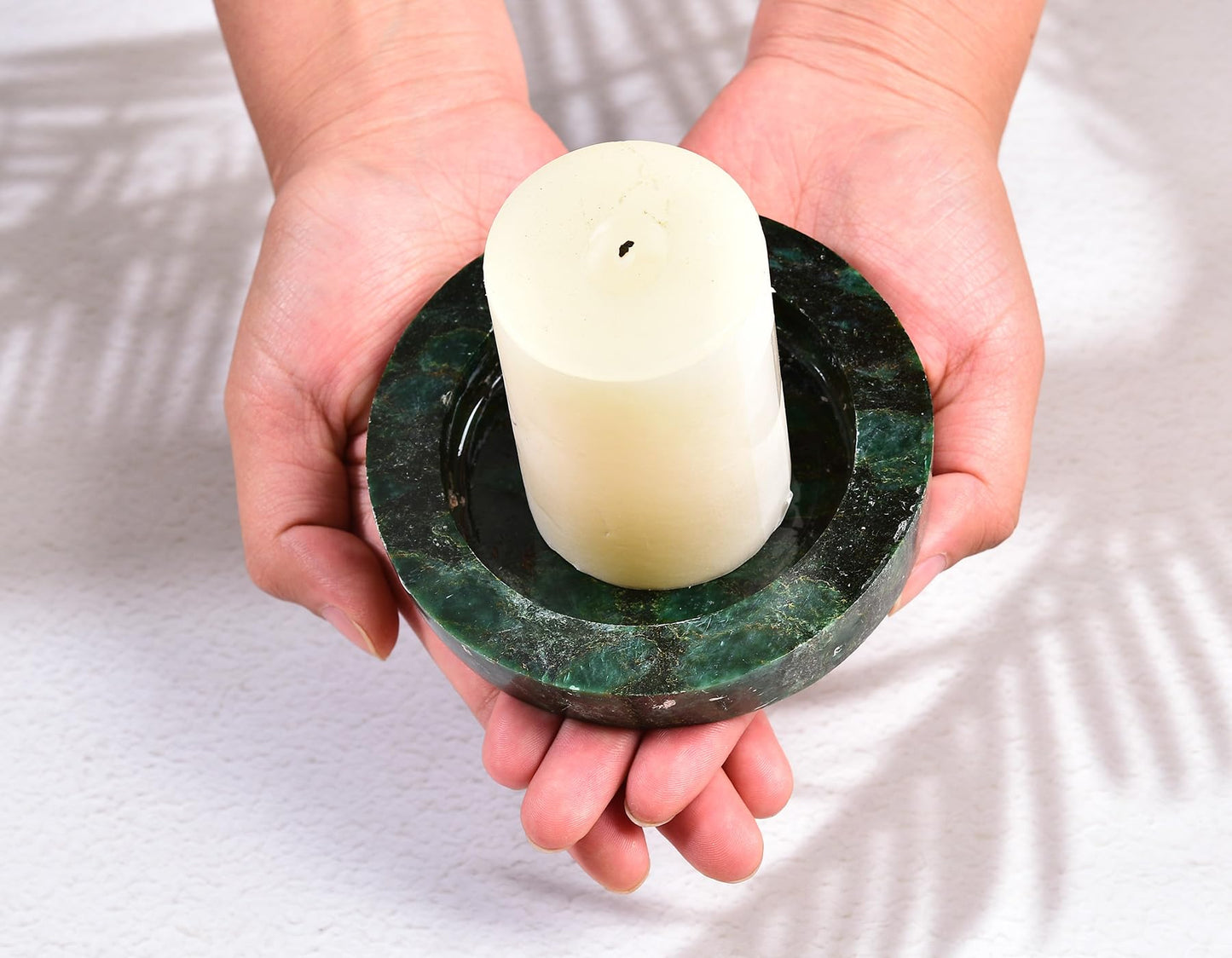 AMOYSTONE Natural Green Candle Holder 4" Round Plate for Pillar Candles with Healing Energy, Polished Emerald Stone Coaster & Jewelry Tray for Home Office Desk Decor