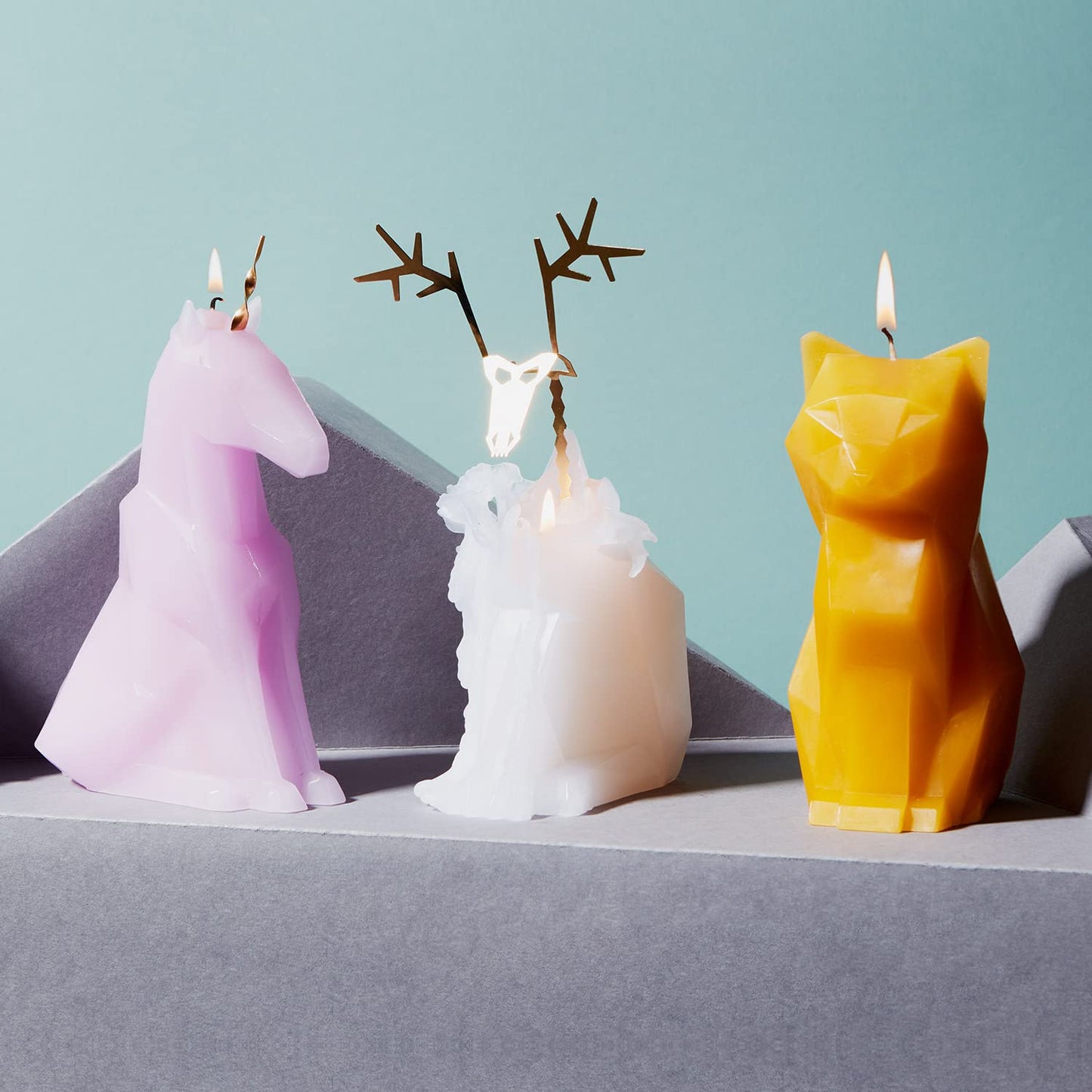 PyroPet Kisa Cat Candle (Mustard Yellow) - The Original Cat Candle with Metallic Skeleton | Halloween Decor | Unique Gift for Cat Lovers | 20-Hr Burn Time | Dimensions: 6.7x2.9x4.5 in