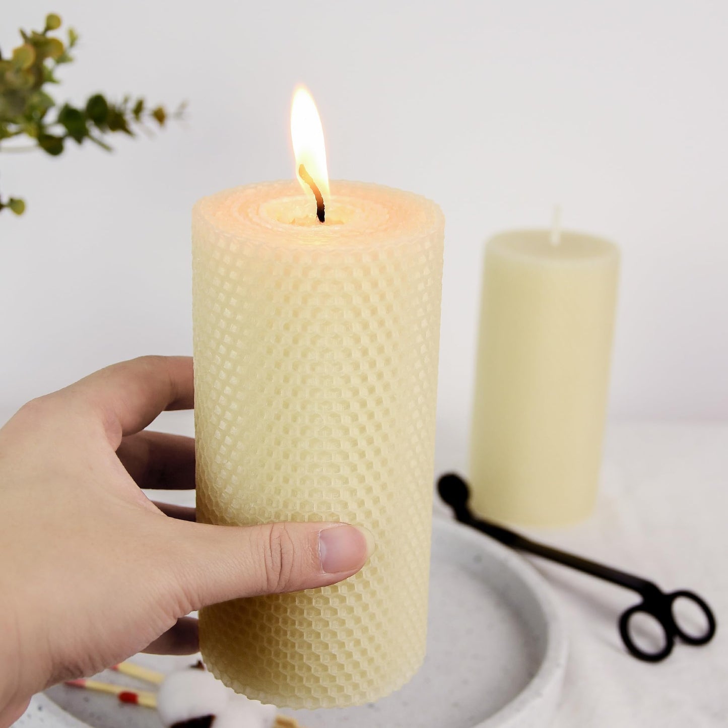 3x6 Inch Pure Natural White Honeycamb Beewaxs Pillar Candle Rolled Candles,60 Hours Long Burning, Unscented and Dripless for Home Decor Christmes Weddings